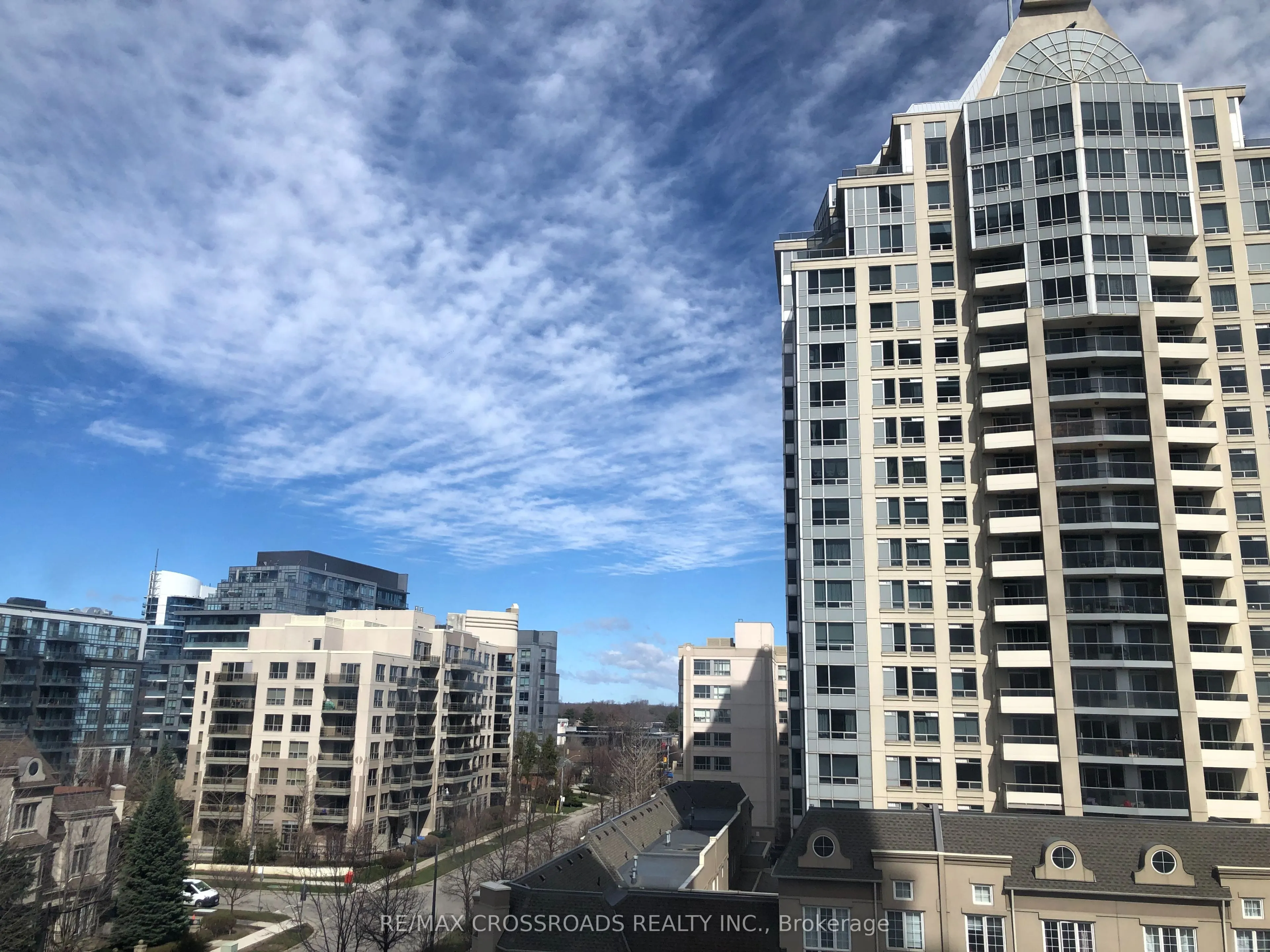 1 Rean Drive, #402