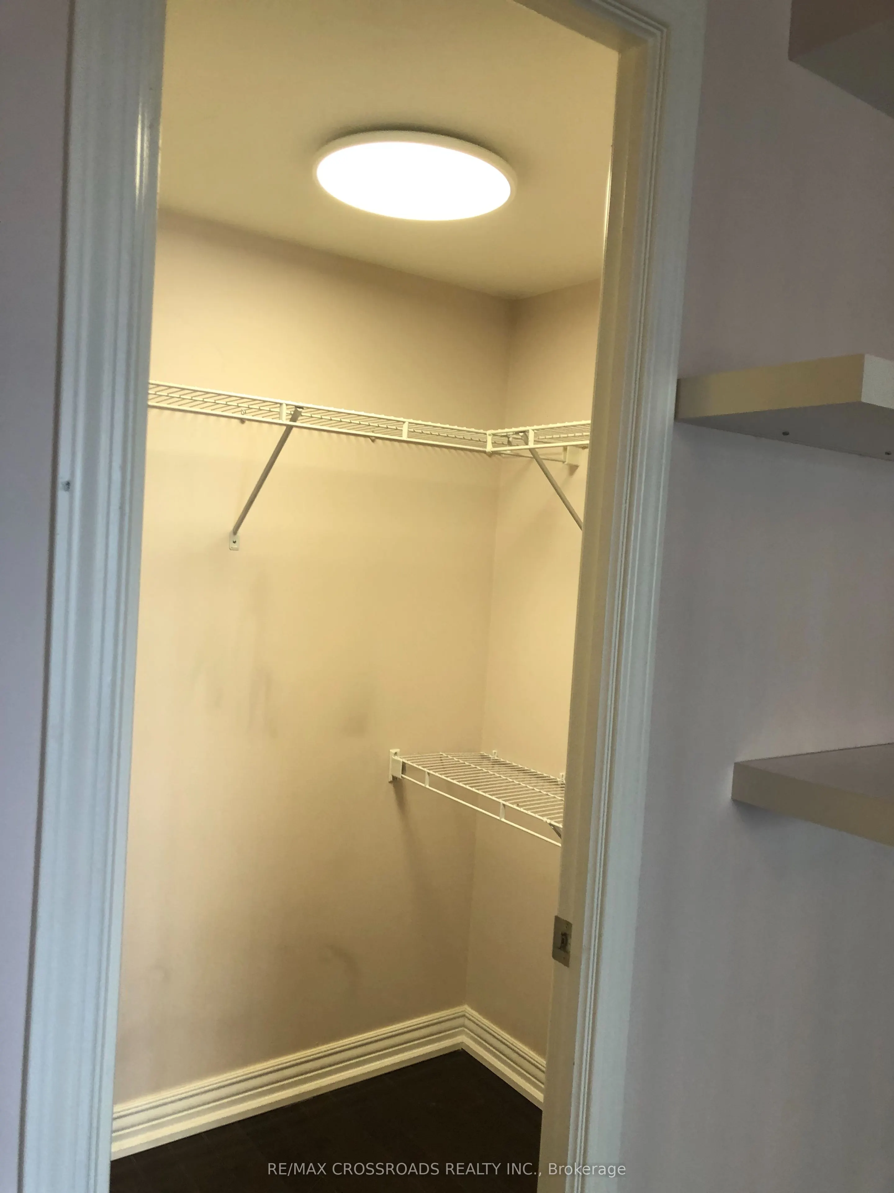 1 Rean Drive, #402