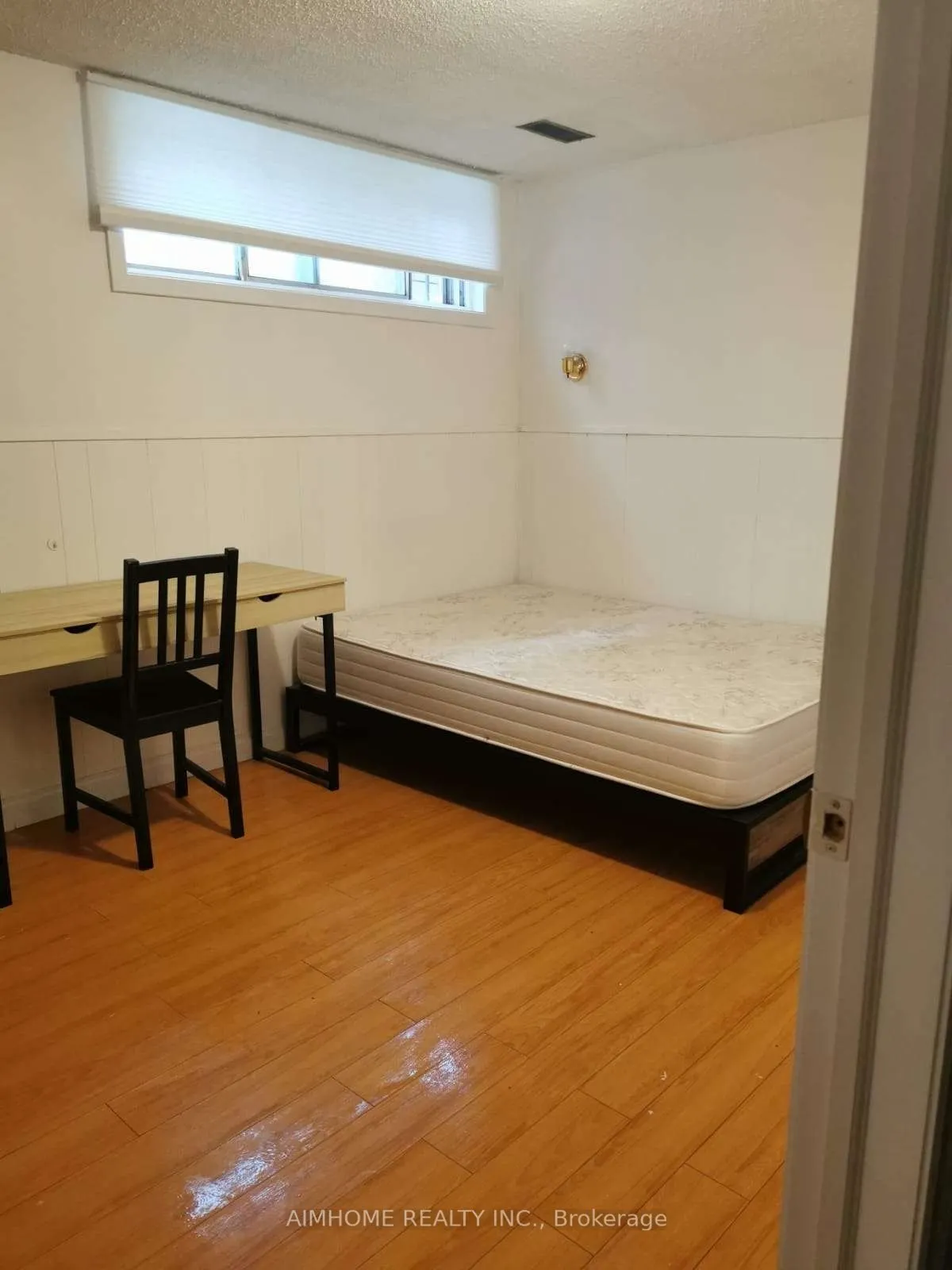 137A MARKHAM Street, #Bsmt Room