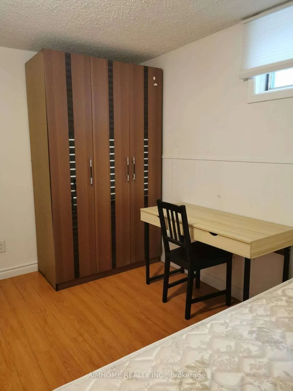 137A MARKHAM Street, #Bsmt Room