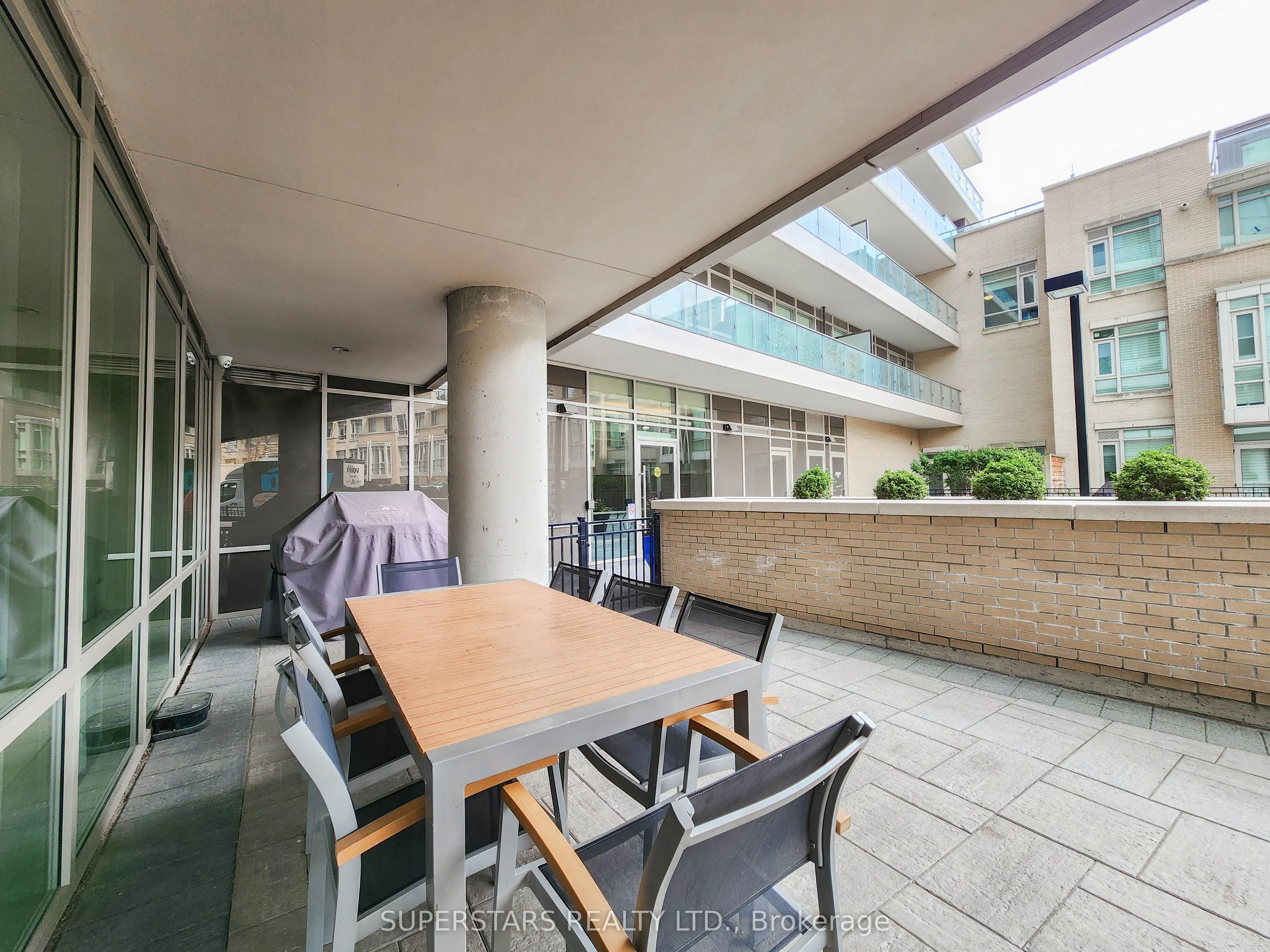60 Berwick Avenue, #1409