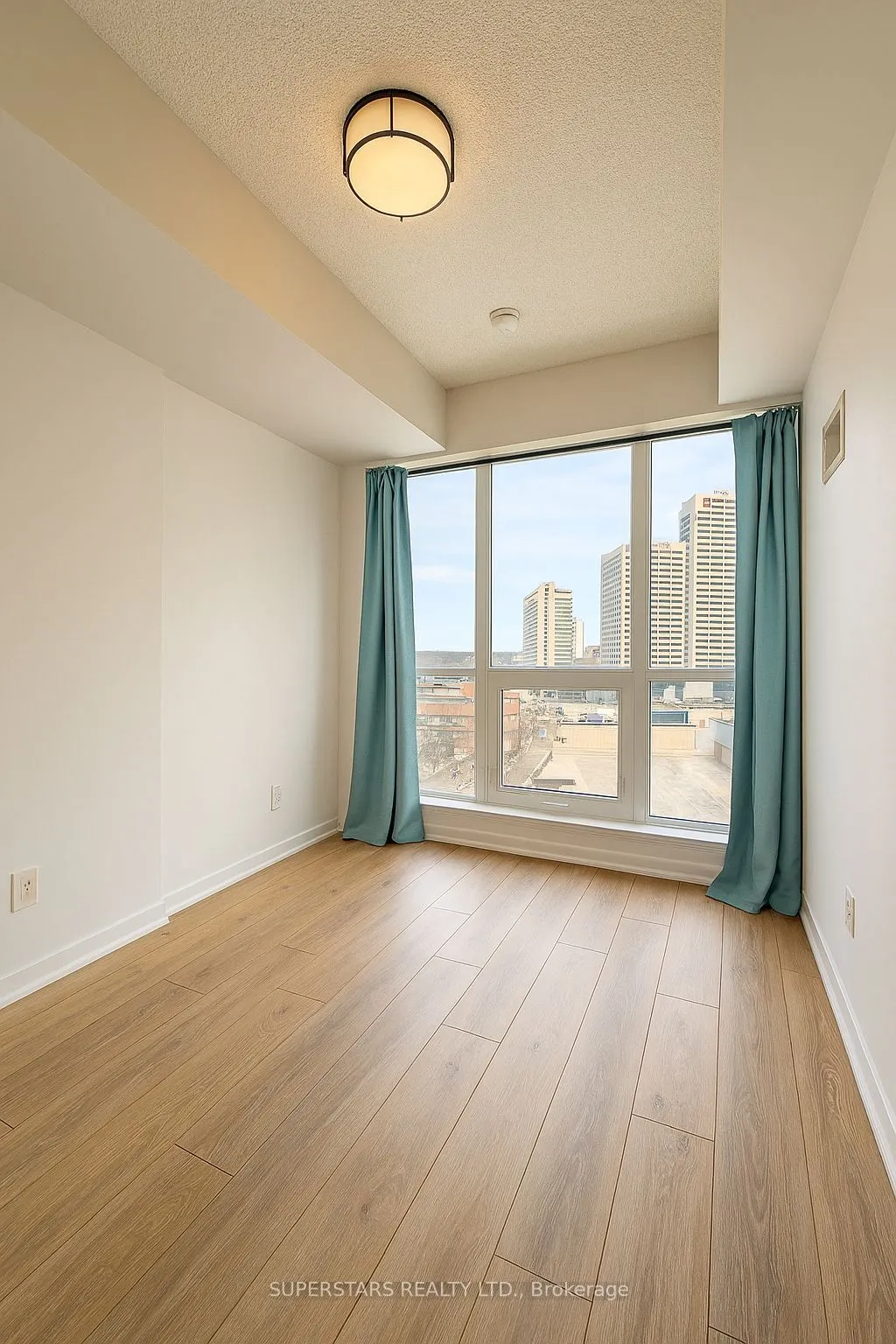 60 Berwick Avenue, #1409