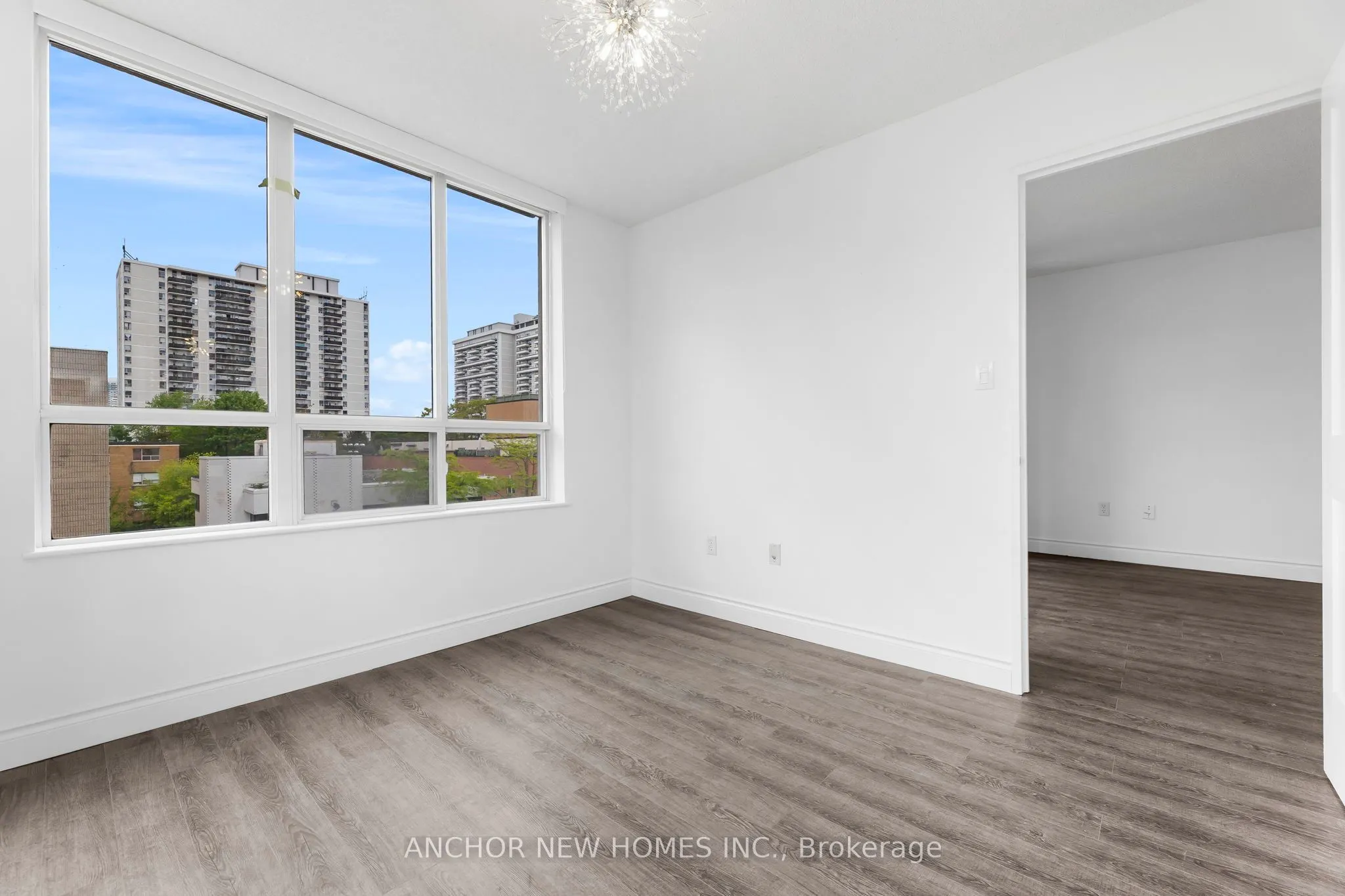 195 Merton Street, #515