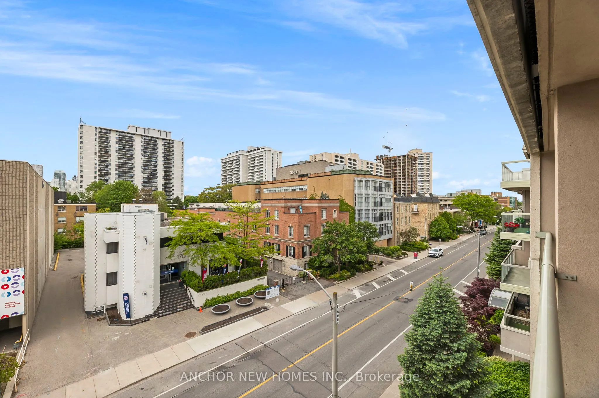 195 Merton Street, #515