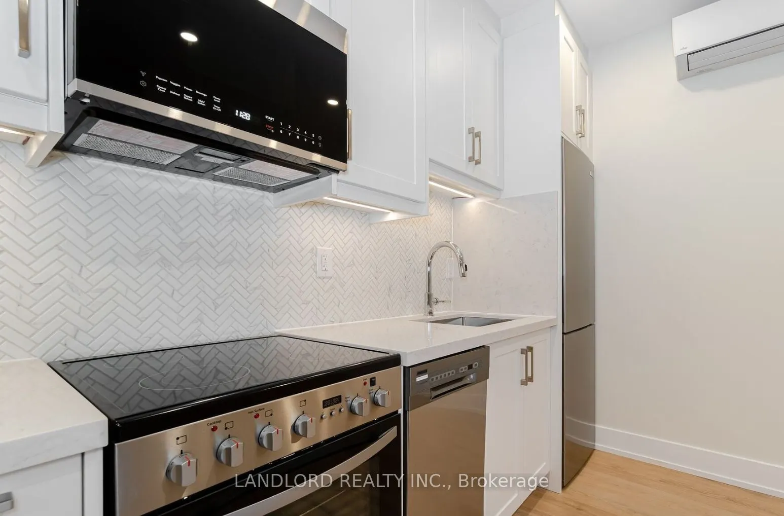 73 Dewson Street, #3rd Fl.