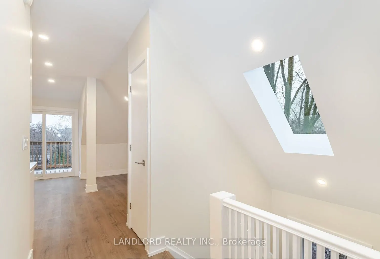 73 Dewson Street, #3rd Fl.