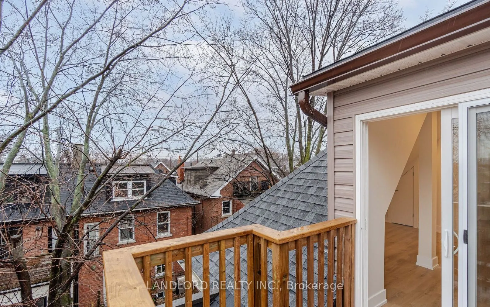 73 Dewson Street, #3rd Fl.
