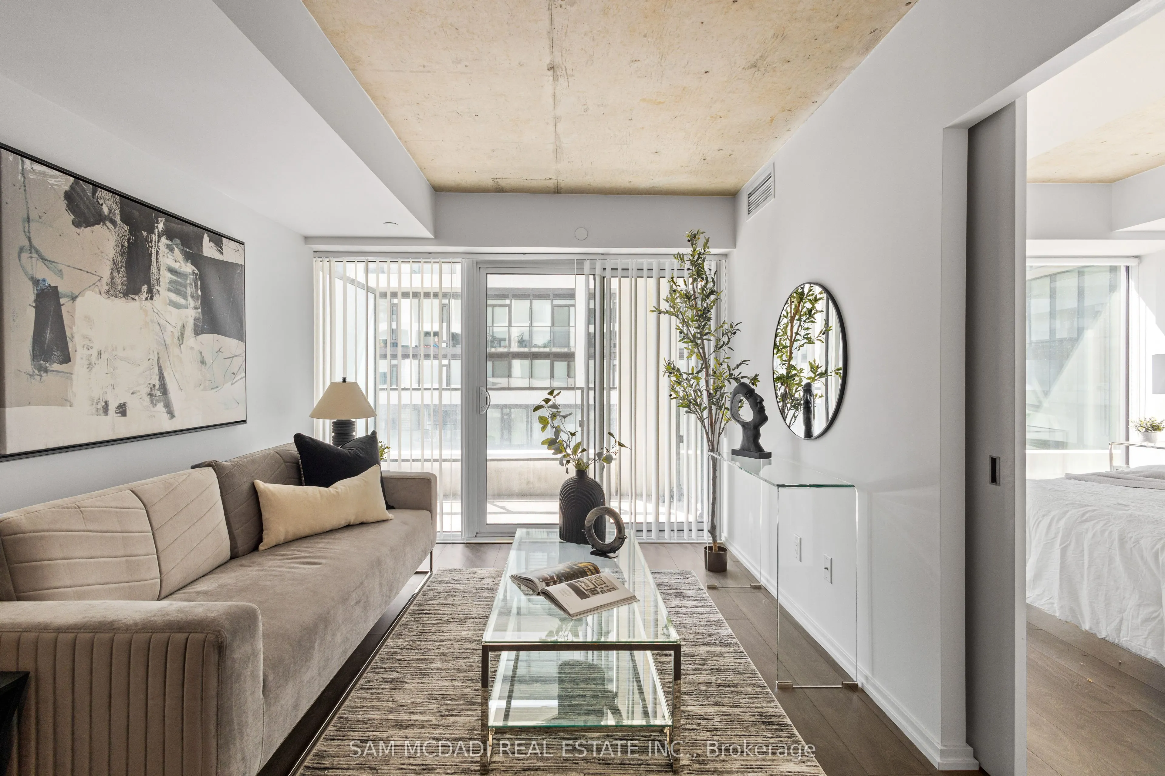 5 Soudan Avenue, #802