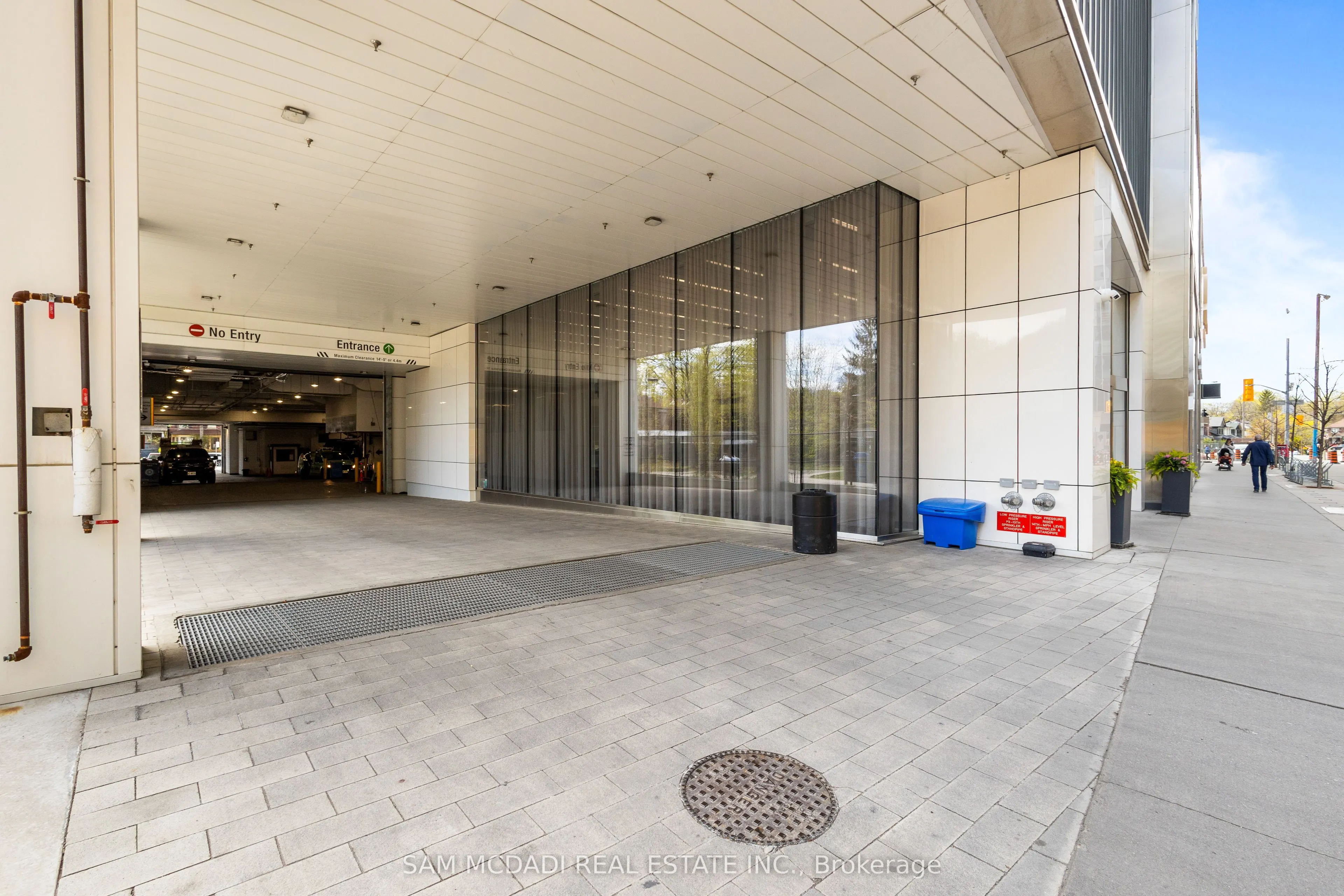 5 Soudan Avenue, #802