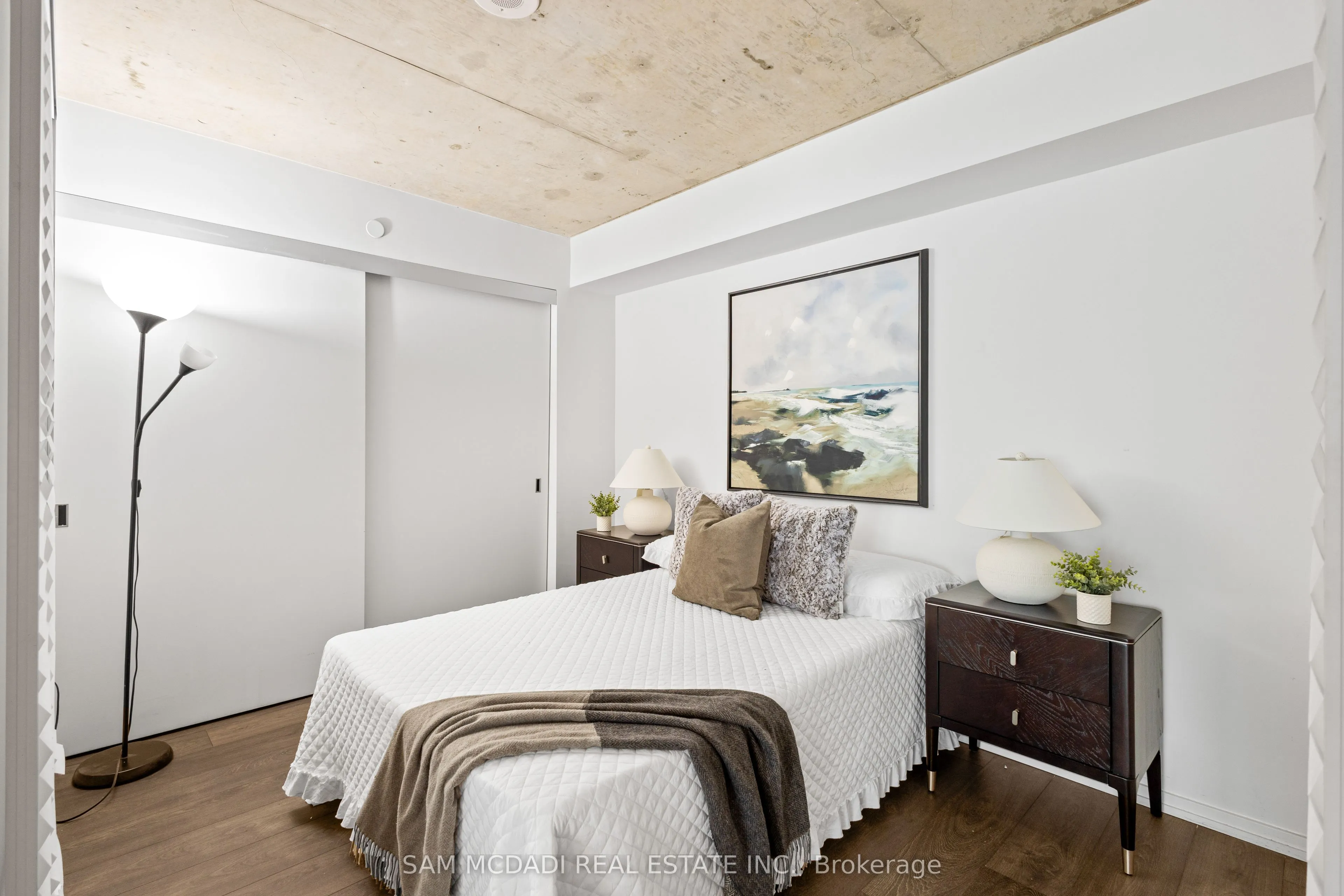 5 Soudan Avenue, #802