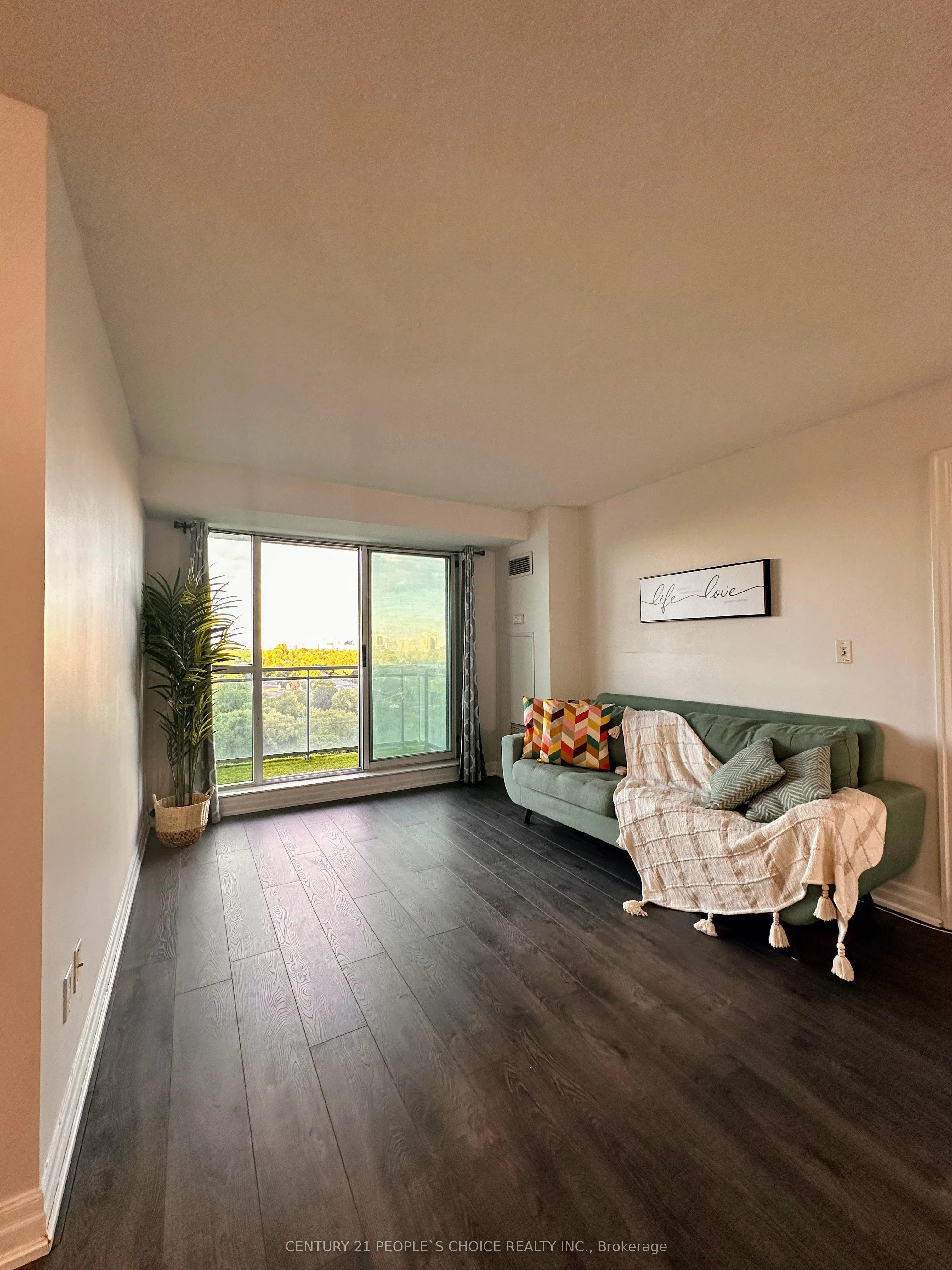 188 Doris Avenue, #1507