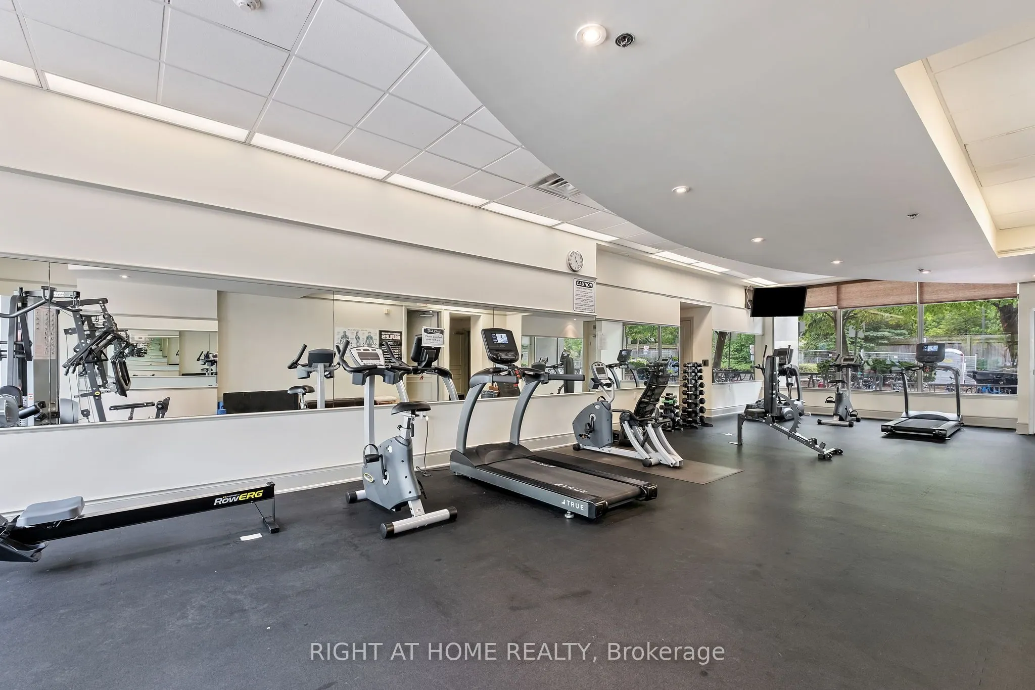 935 Sheppard Avenue W, #310