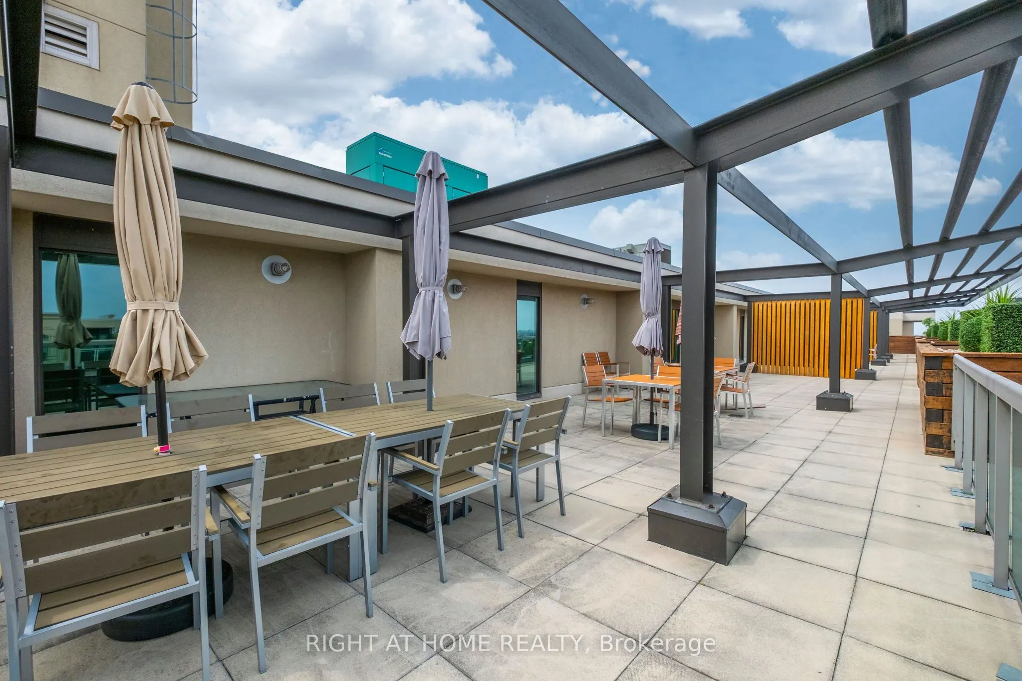 935 Sheppard Avenue W, #310