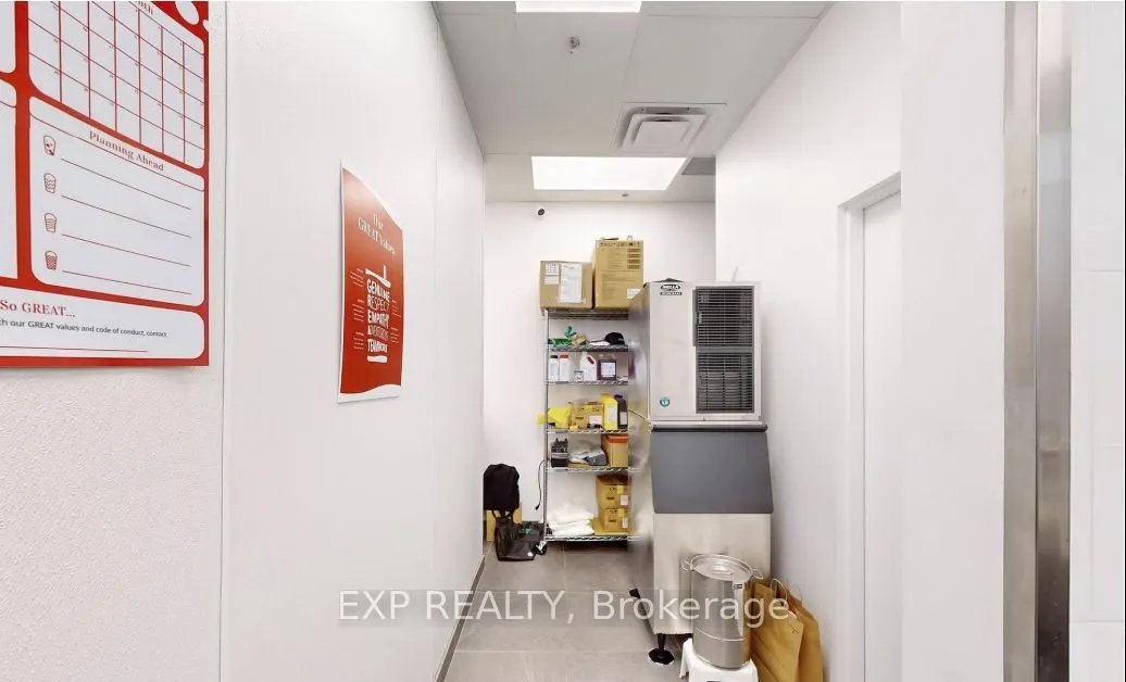 81 St Clair Avenue E, #112