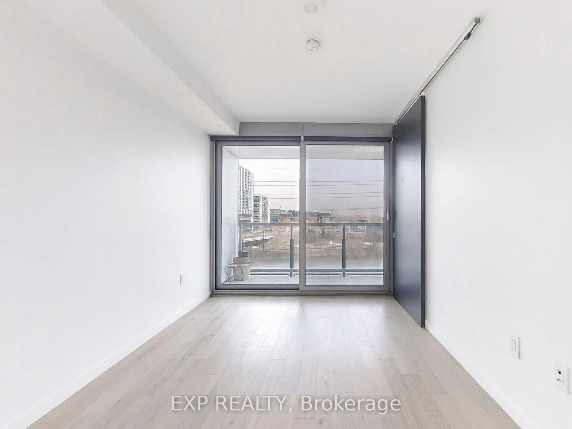 170 Bayview Avenue, #608