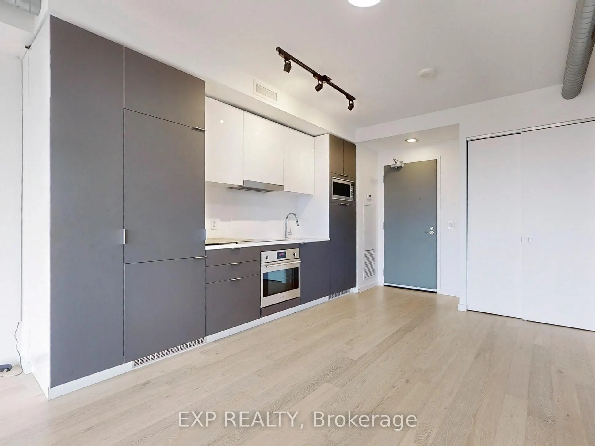 170 Bayview Avenue, #608