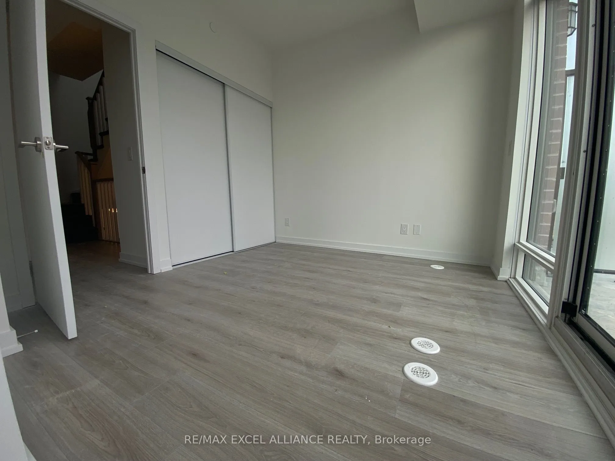 861 Sheppard Ave W Avenue, #39