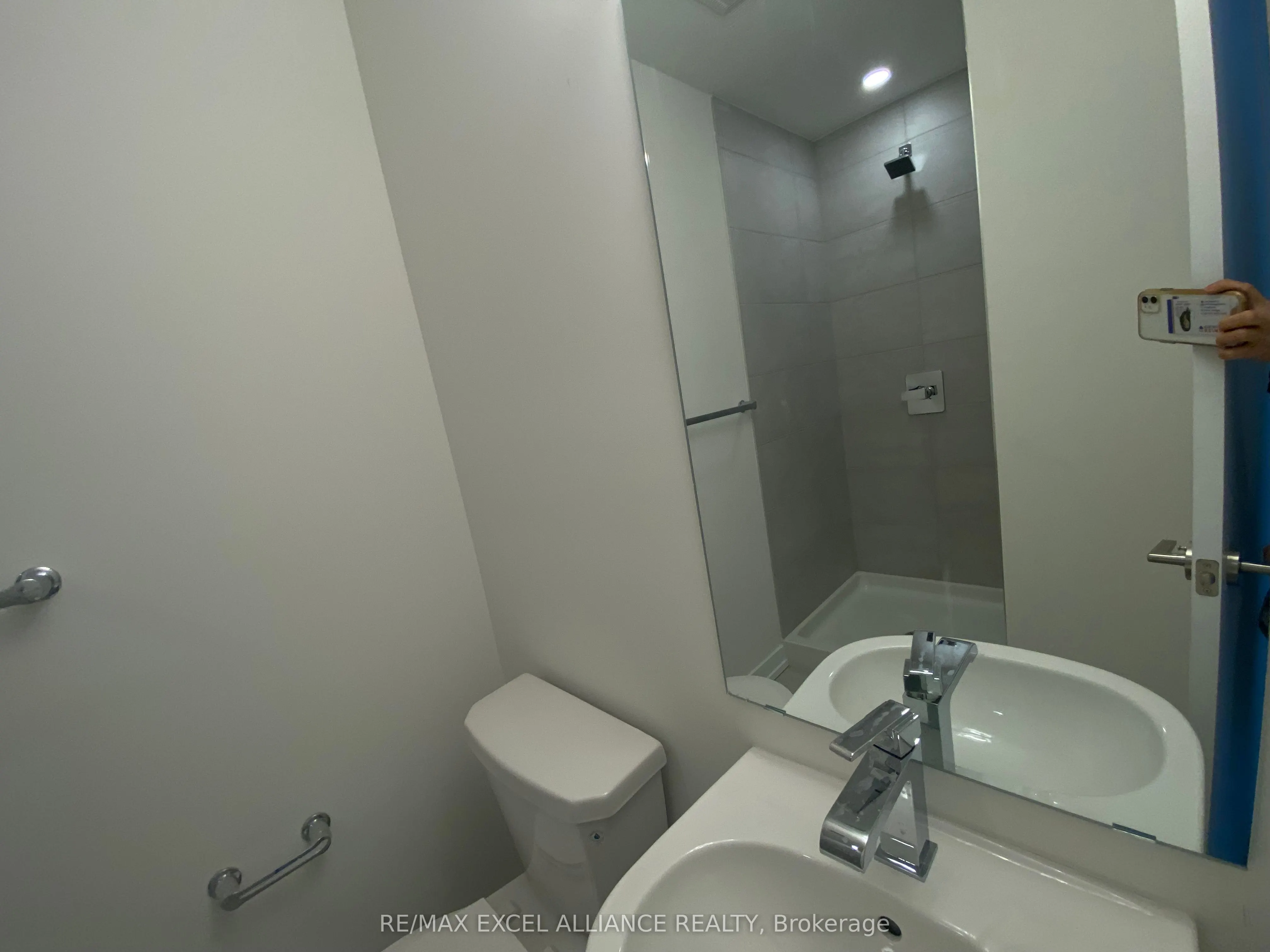 861 Sheppard Ave W Avenue, #39