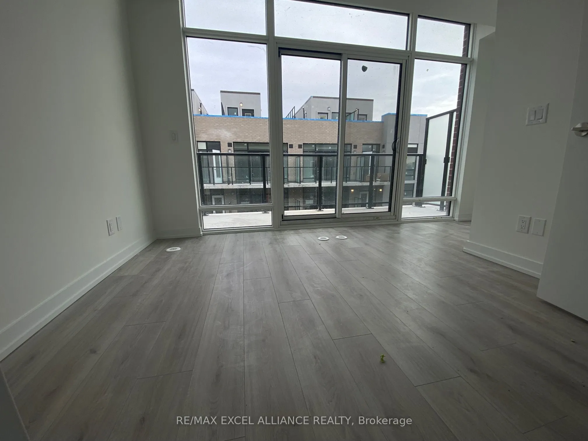 861 Sheppard Ave W Avenue, #39