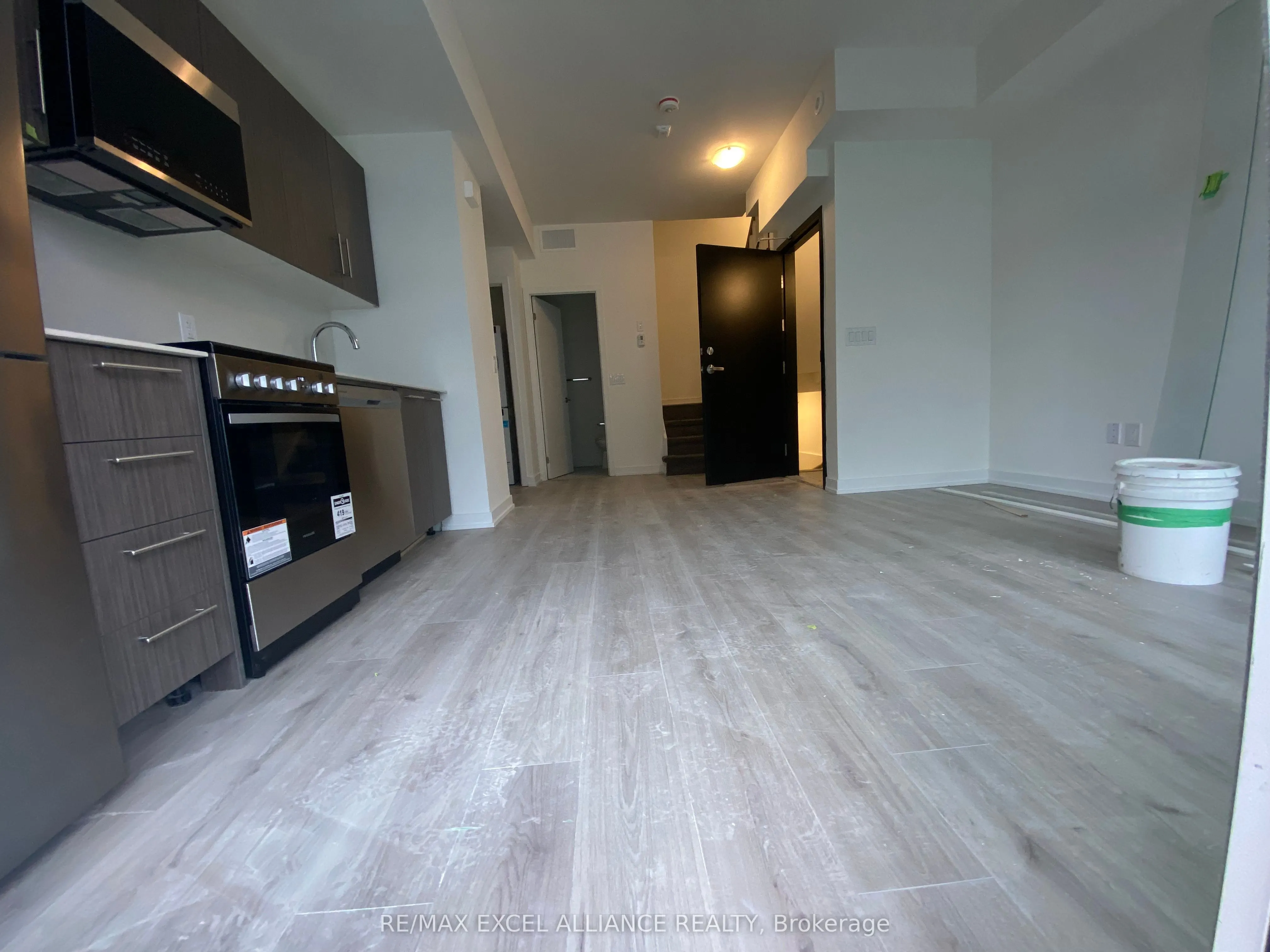 861 Sheppard Ave W Avenue, #39