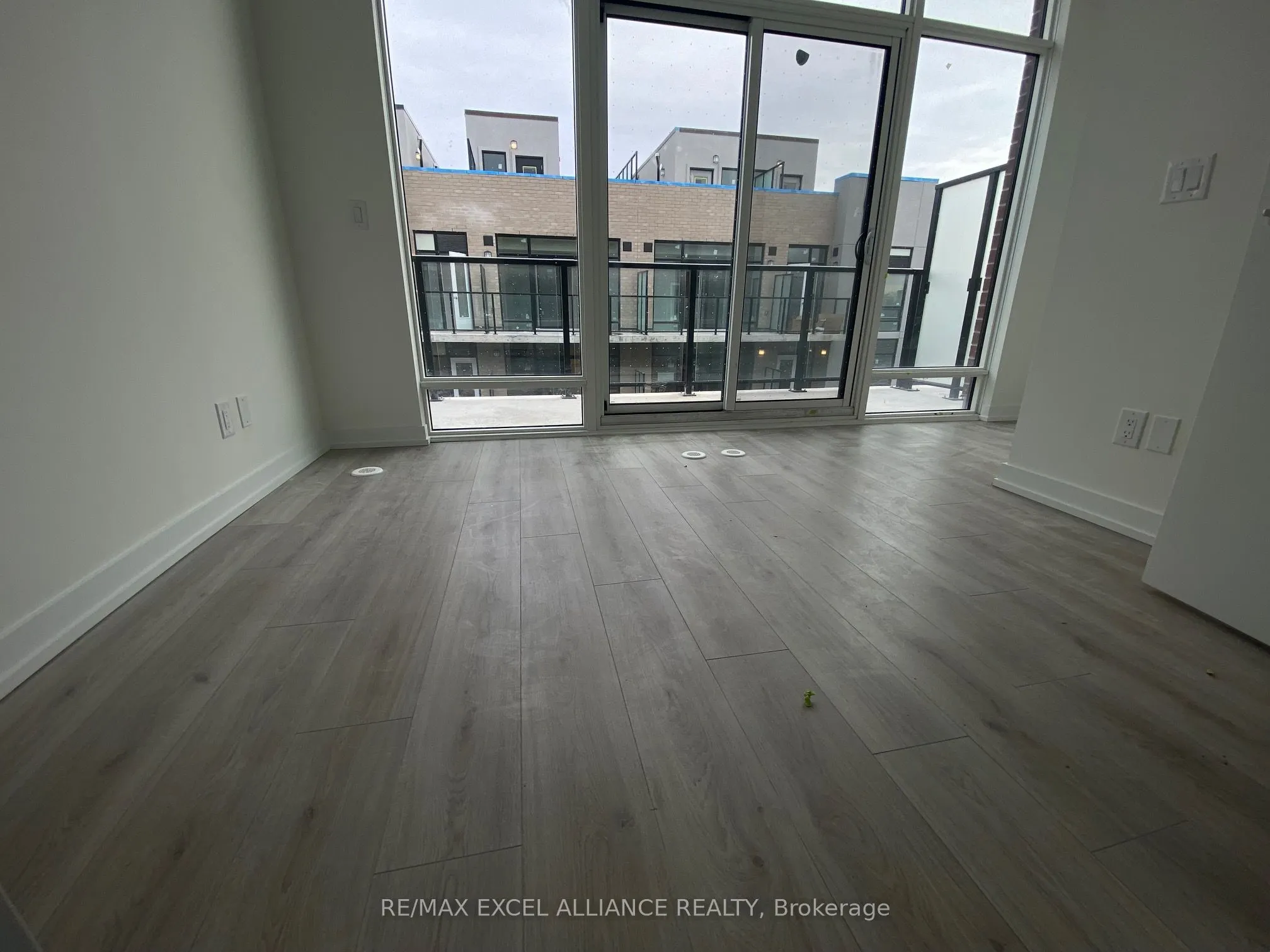 861 Sheppard Ave W Avenue, #39