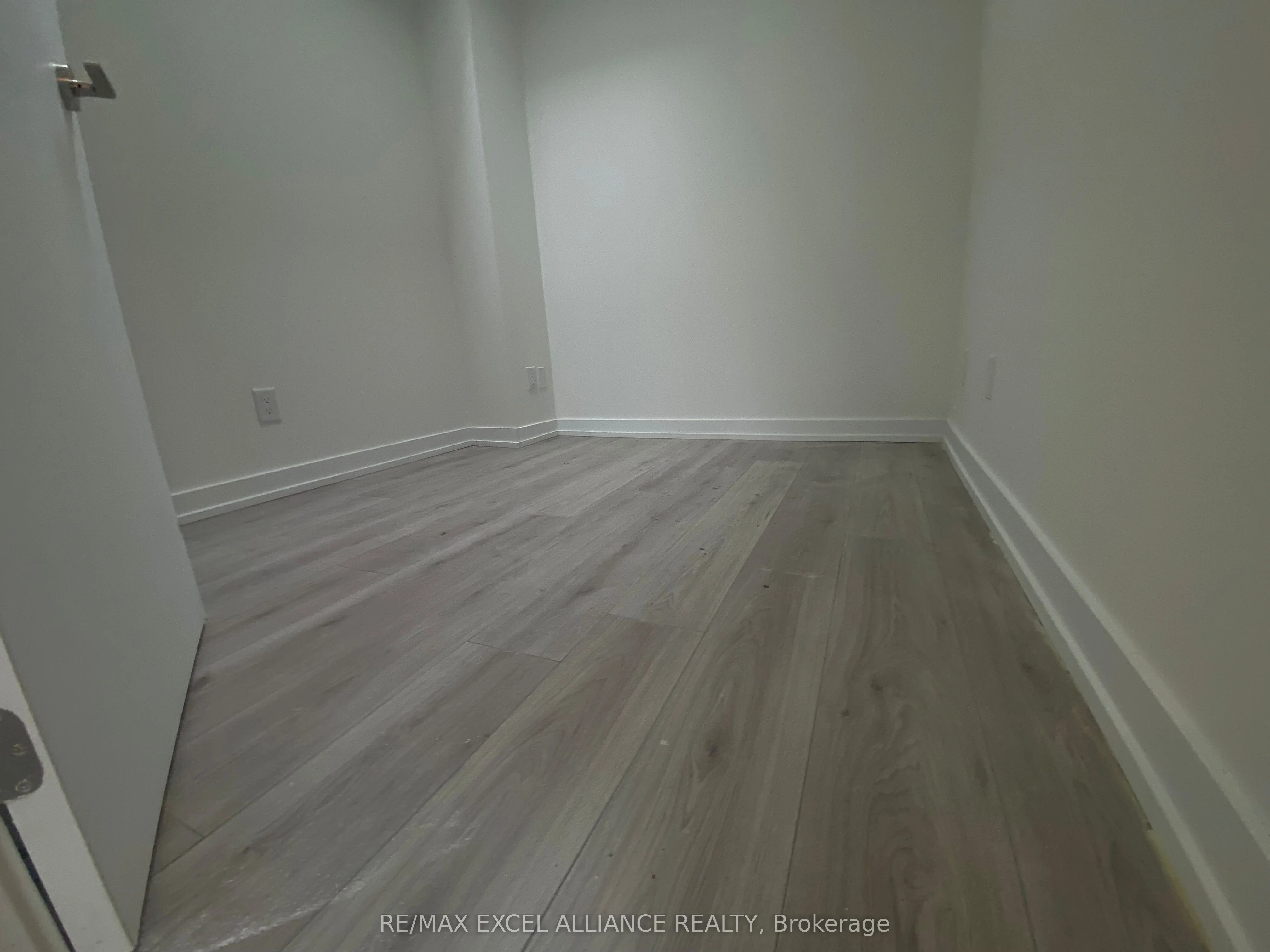 861 Sheppard Ave W Avenue, #39