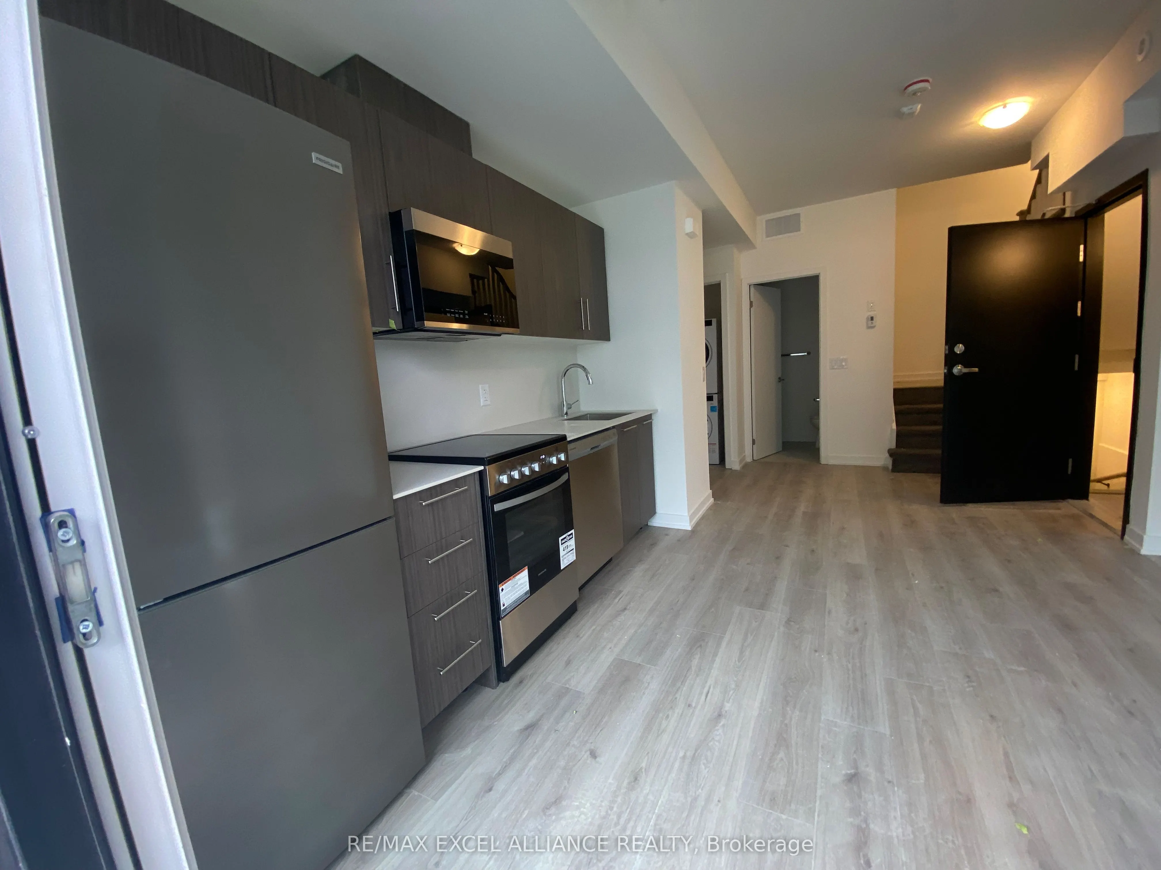 861 Sheppard Ave W Avenue, #39