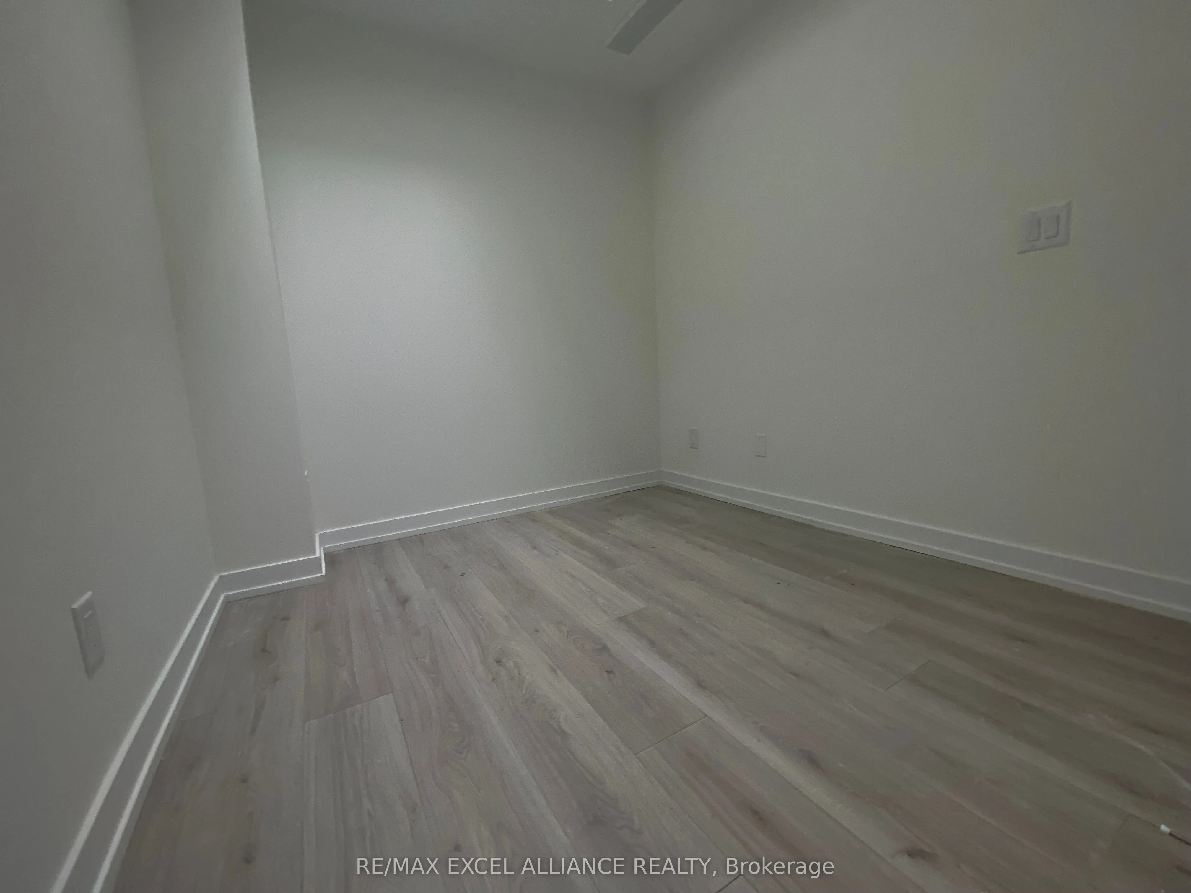 861 Sheppard Ave W Avenue, #39