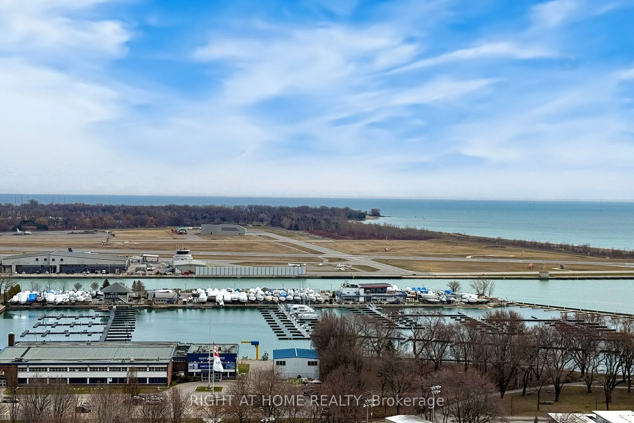 219 Fort York Boulevard, #2205