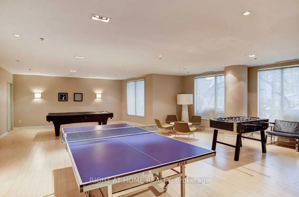 219 Fort York Boulevard, #2205