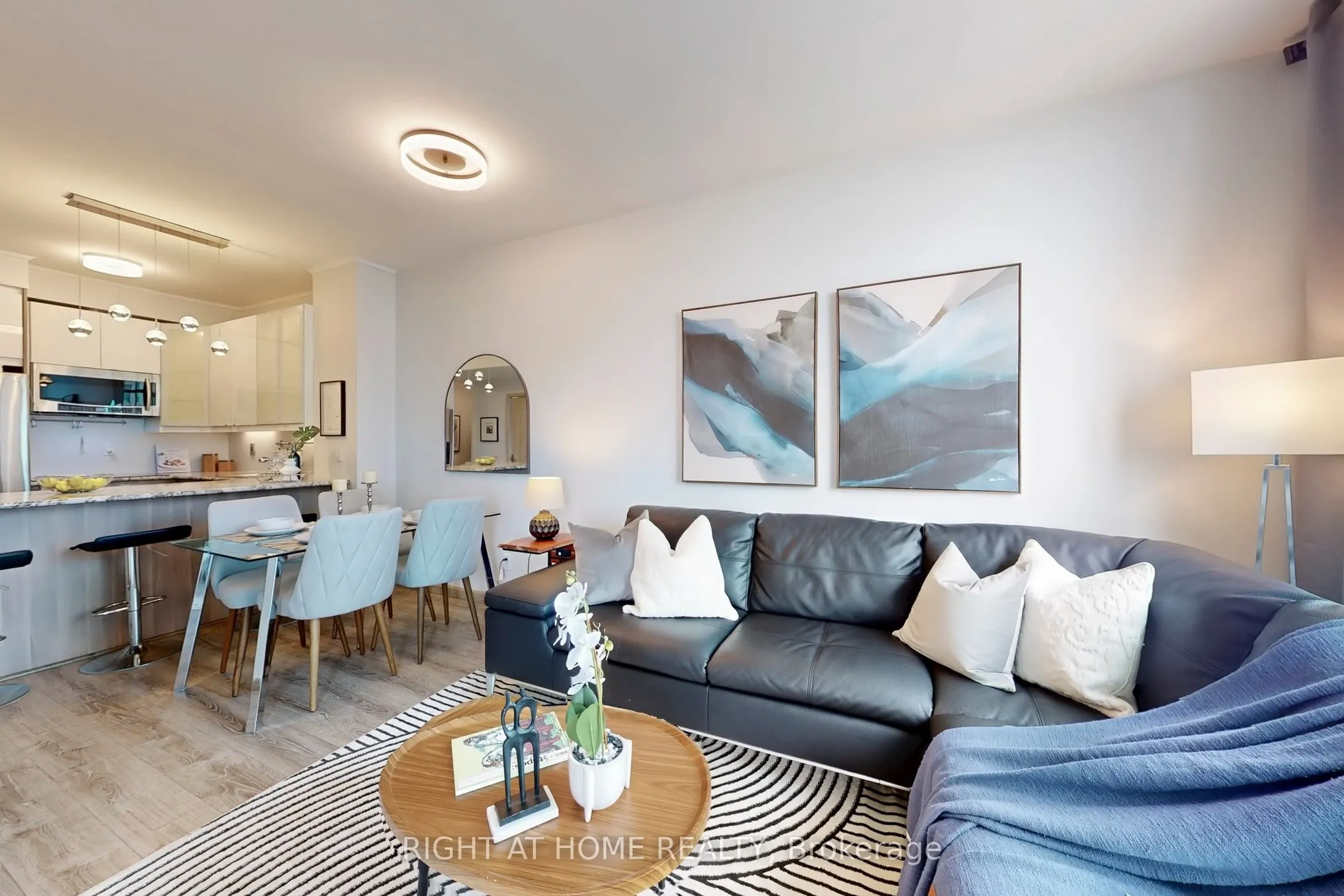219 Fort York Boulevard, #2205