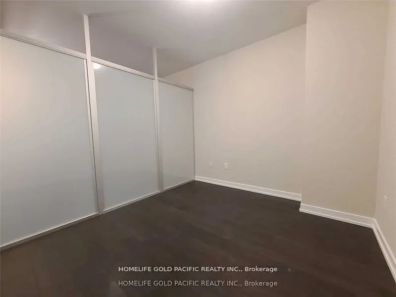 426 University Avenue, #1001