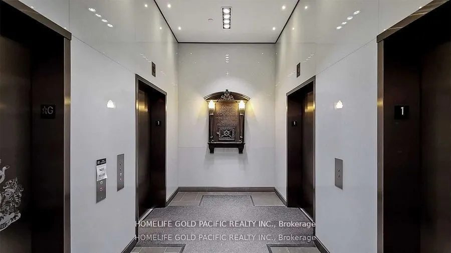 426 University Avenue, #1001