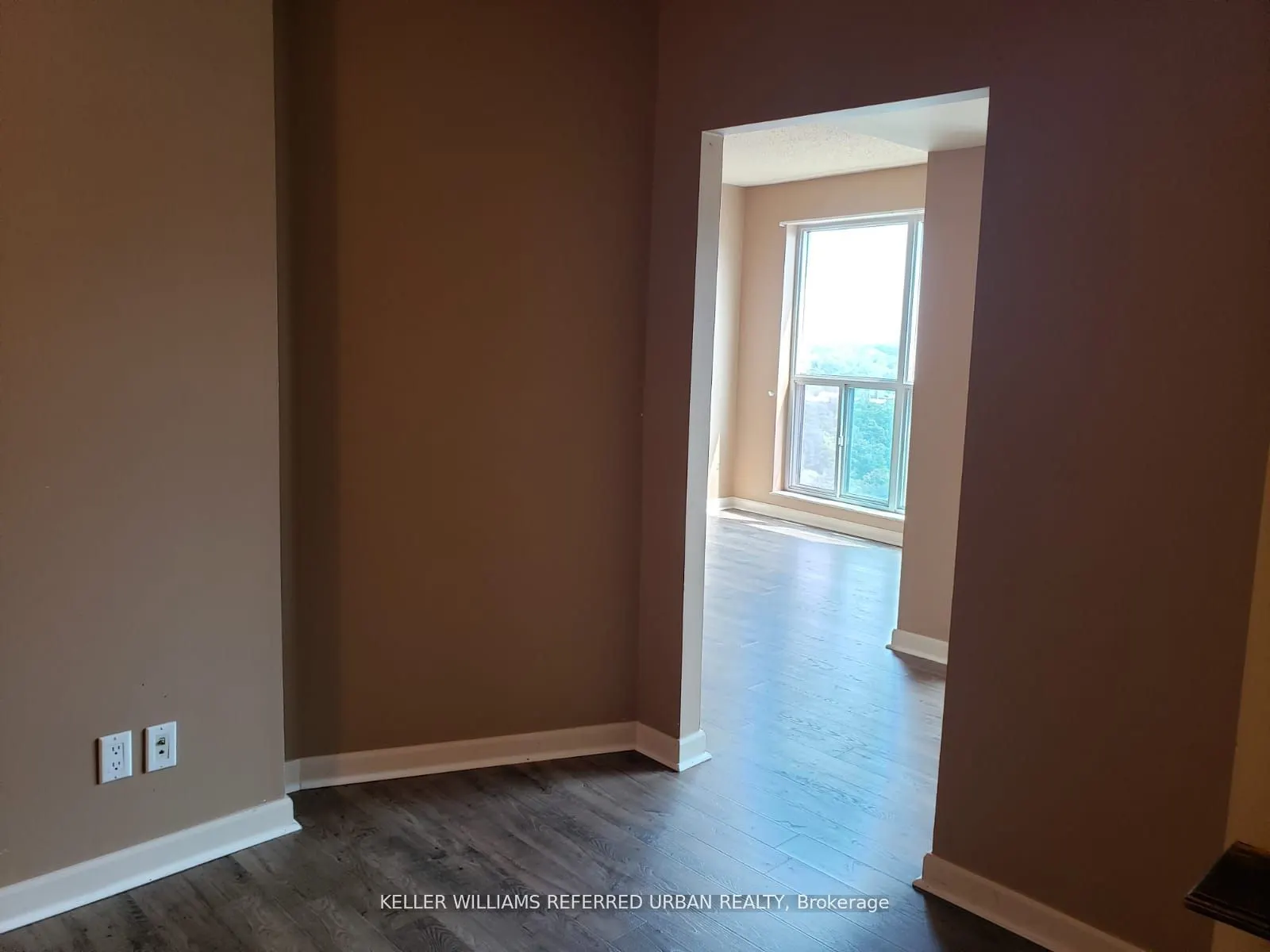 8 Park Road, #1908