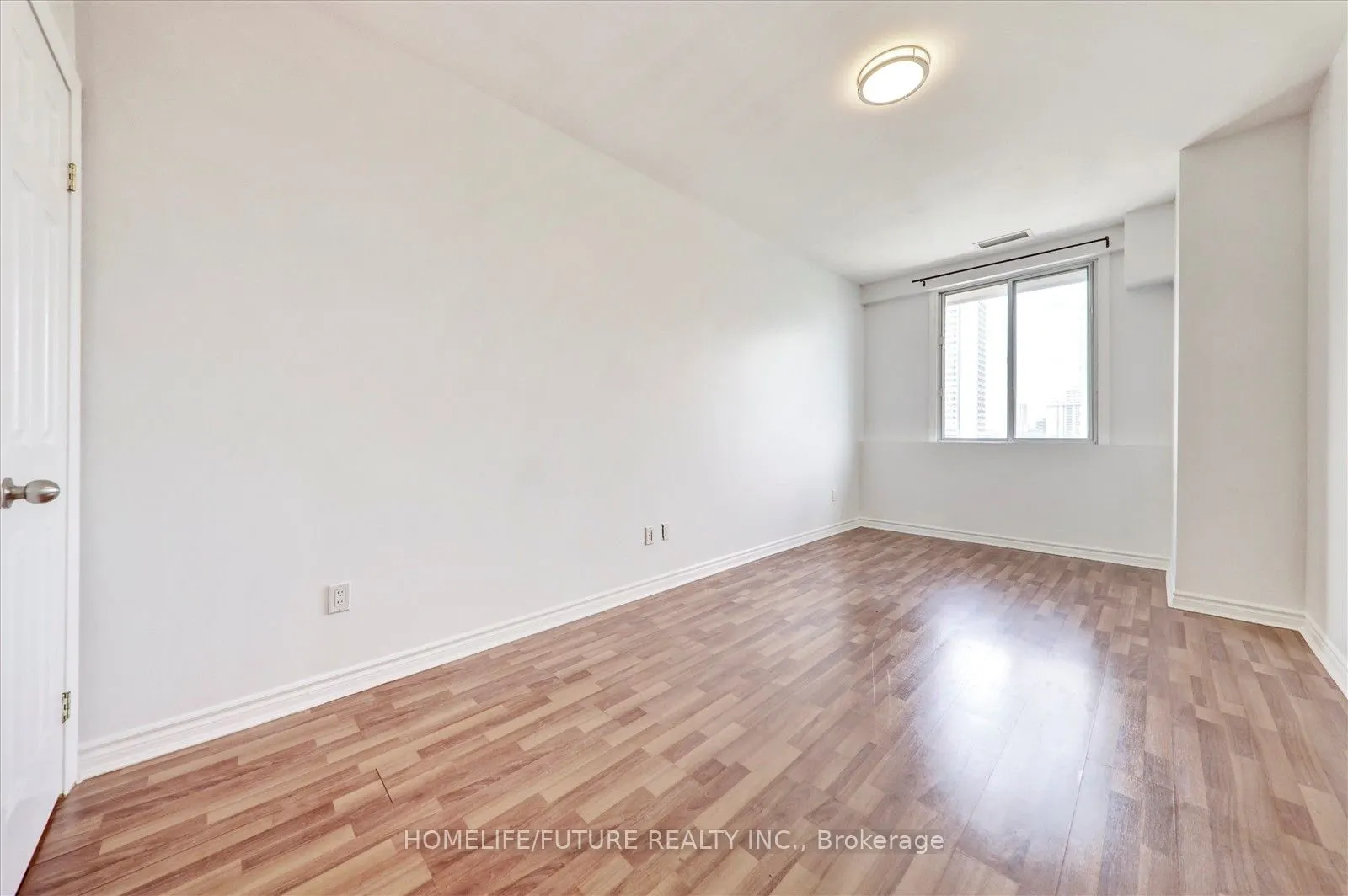 10 Gateway Boulevard, #506