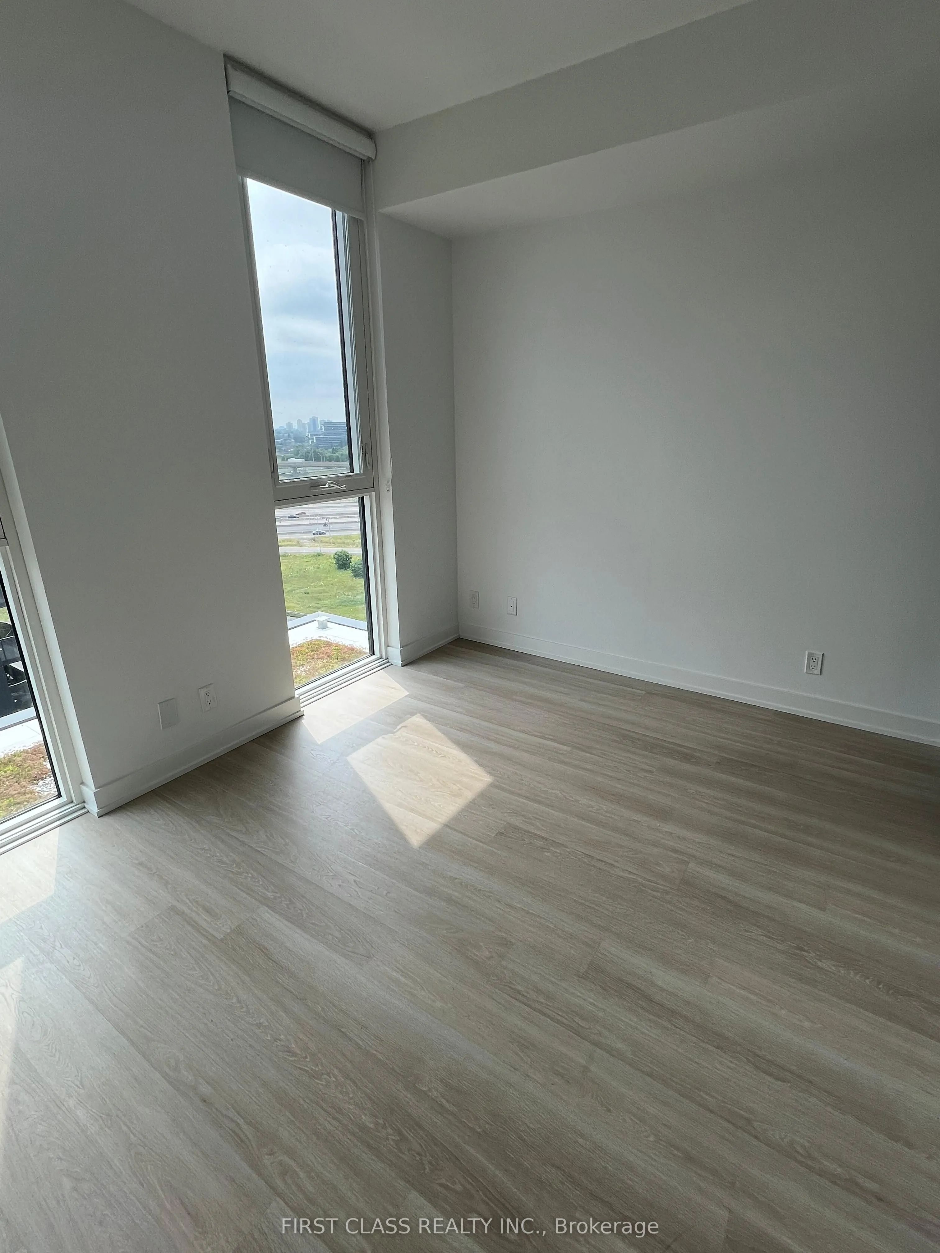 30 Tretti Way, #1202