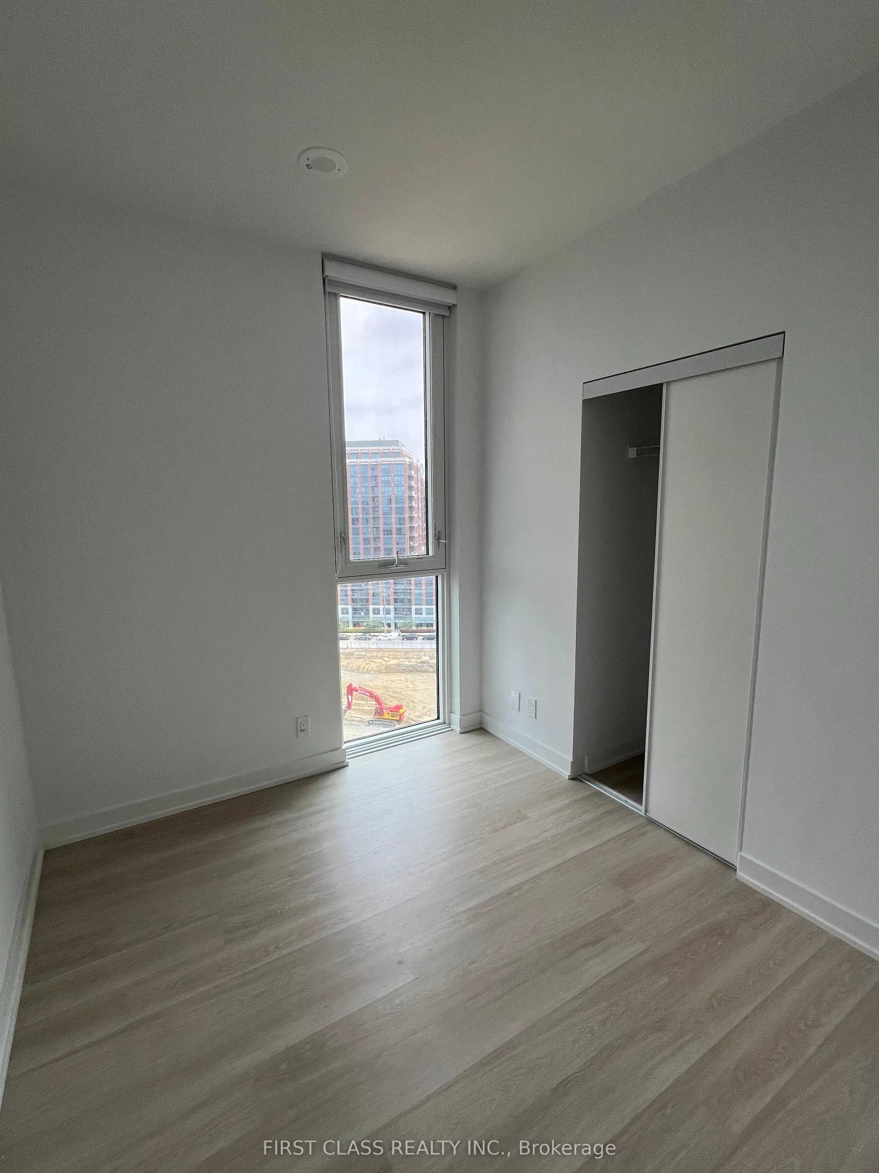 30 Tretti Way, #1202
