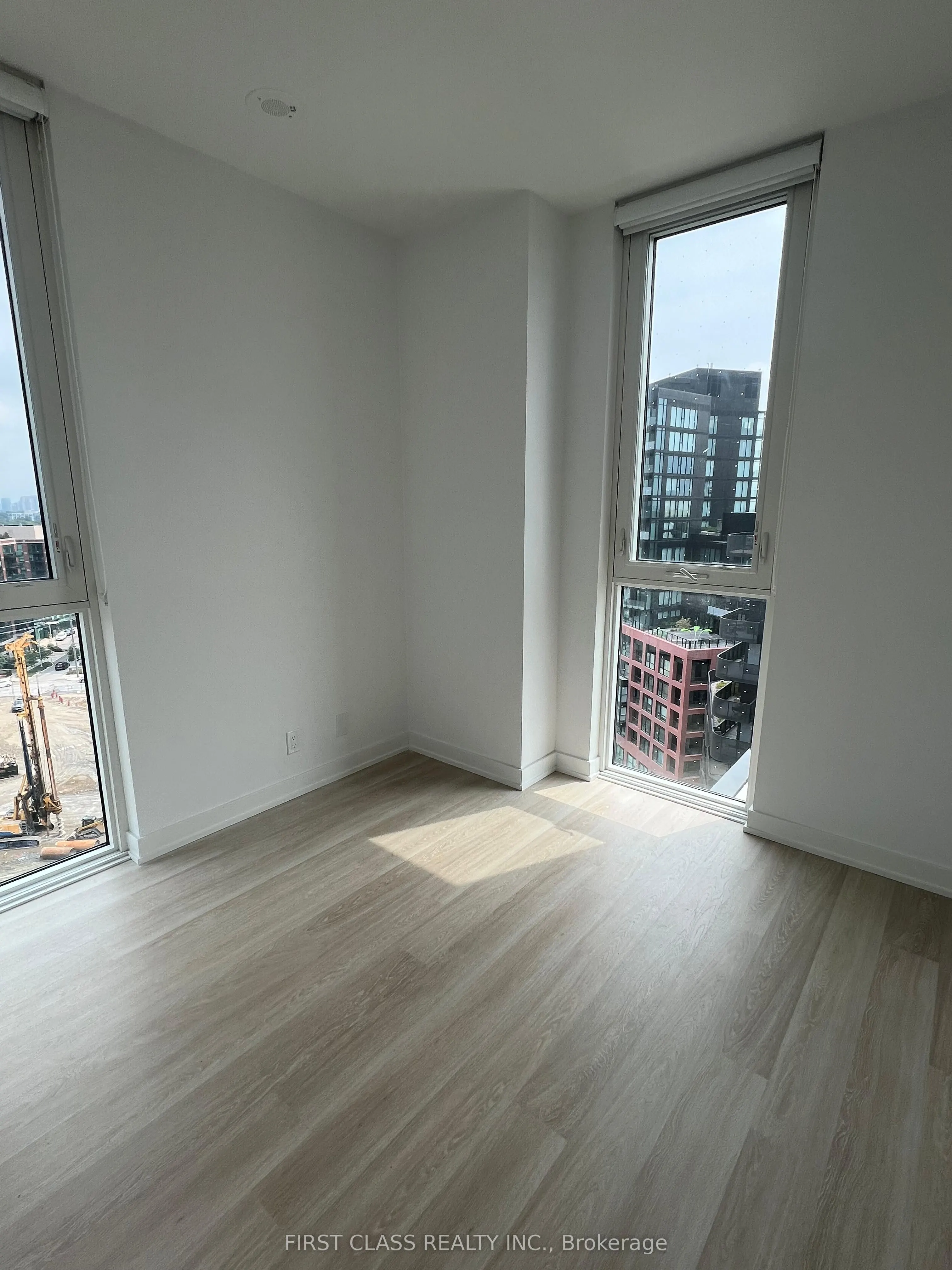 30 Tretti Way, #1202