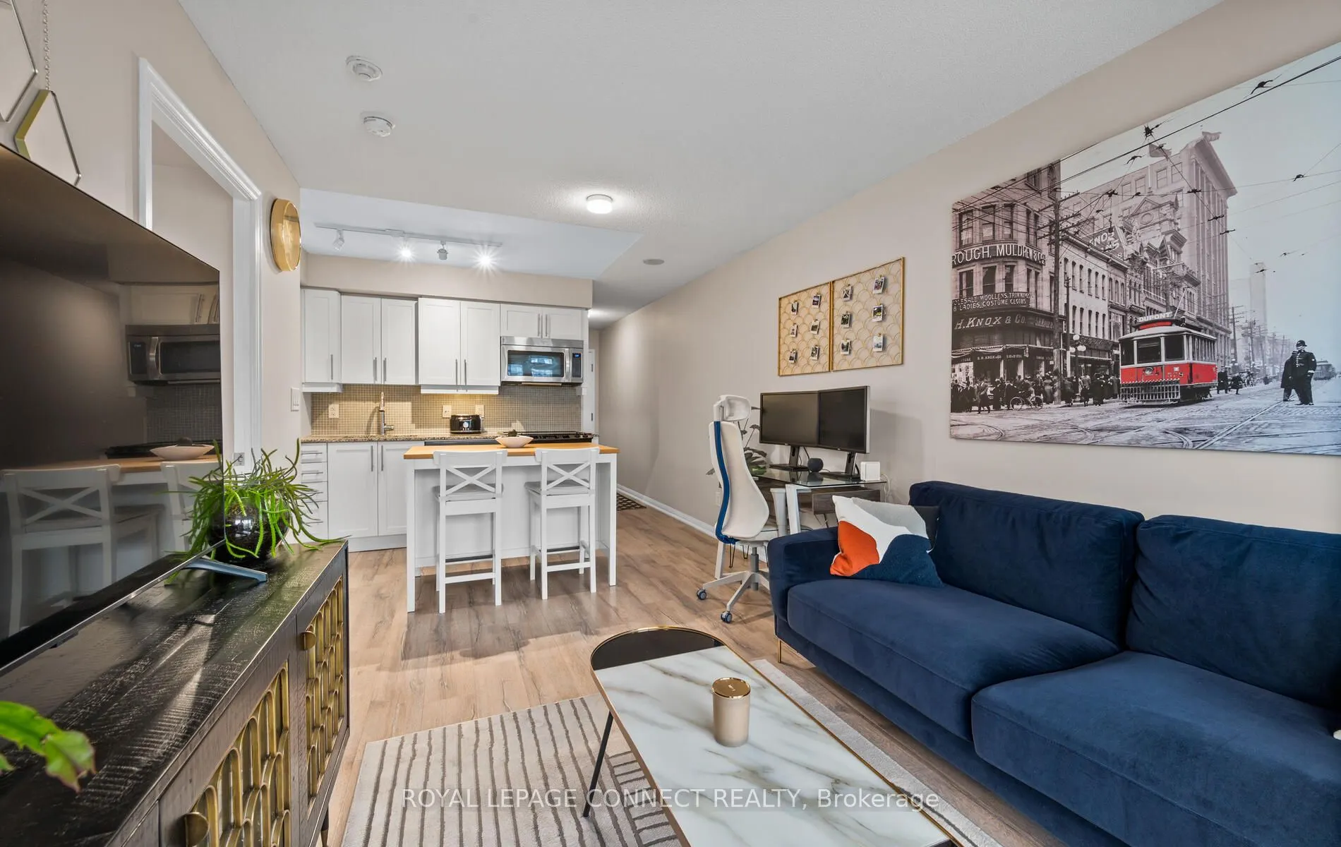 38 Grand Magazine Street, #2031