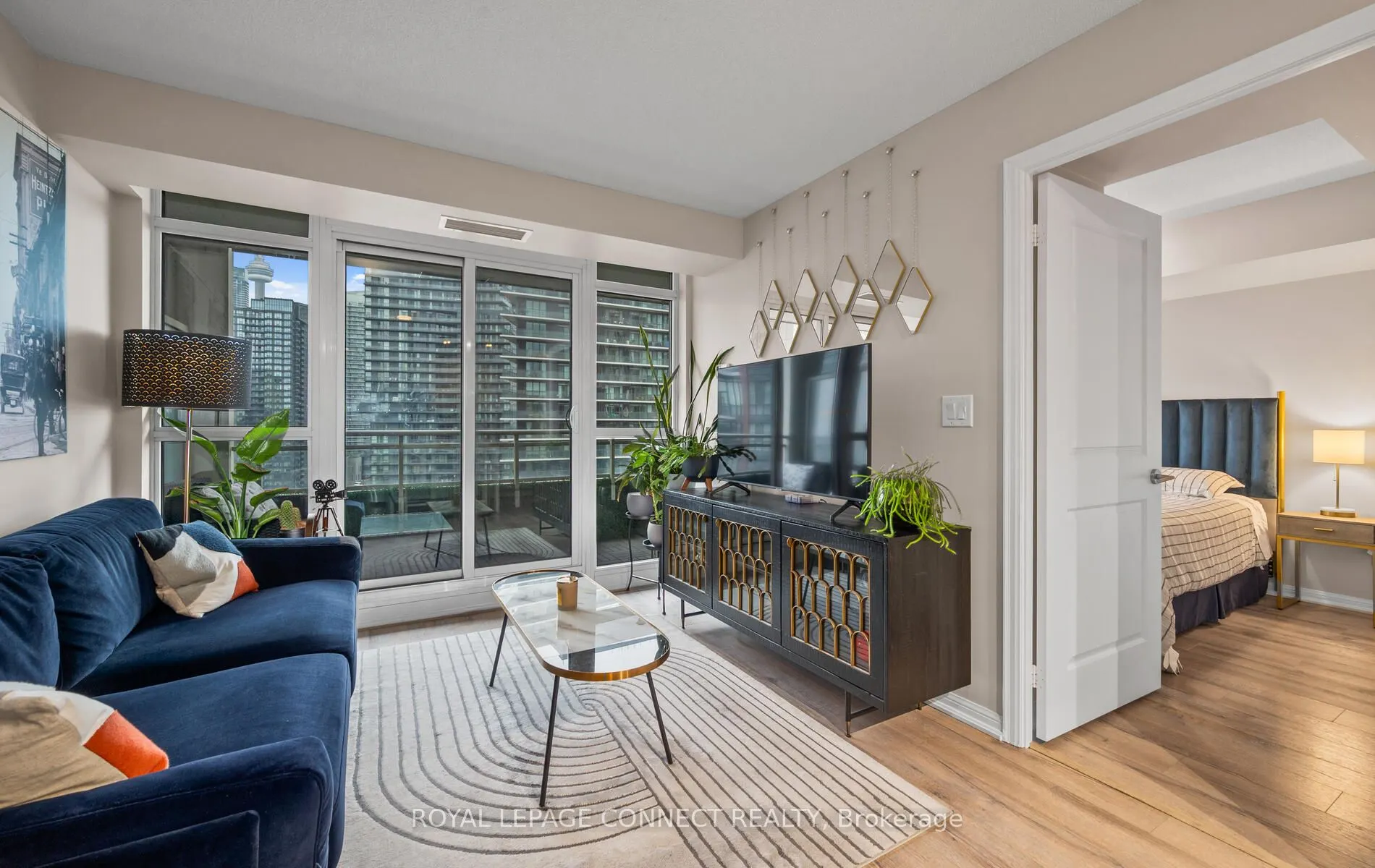 38 Grand Magazine Street, #2031
