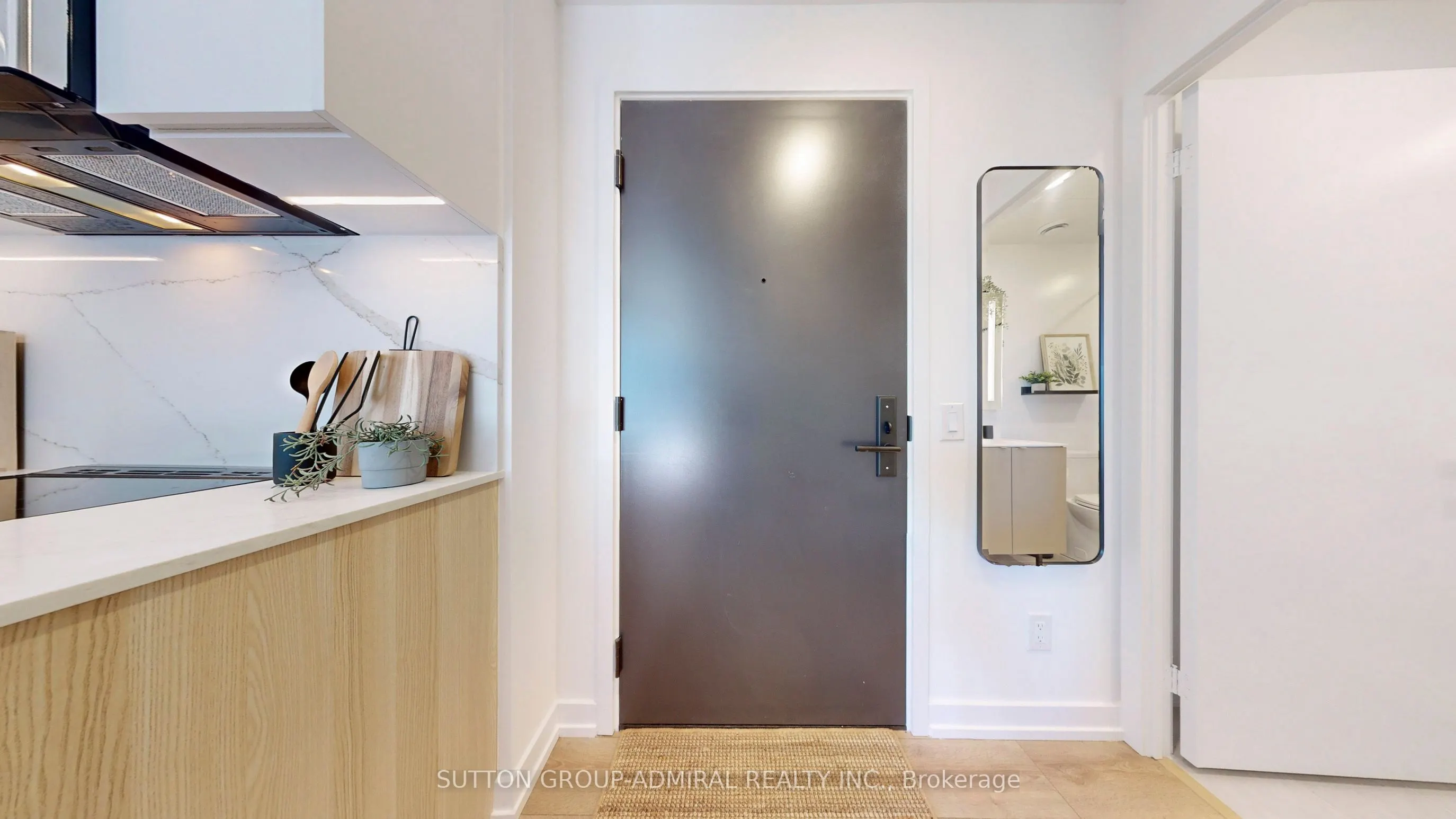 500 Dupont Street, #602