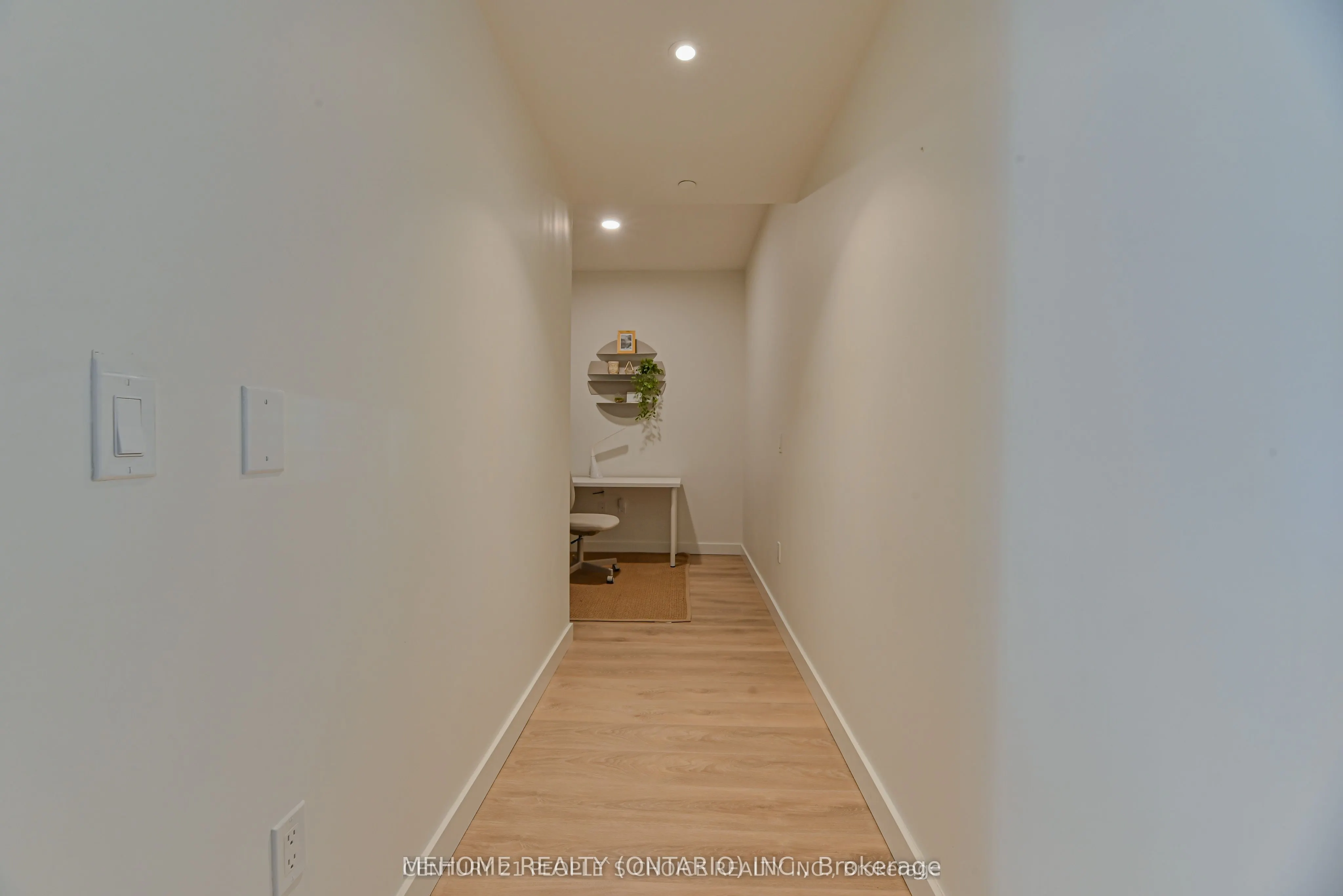 85 McMahon Drive, #3509