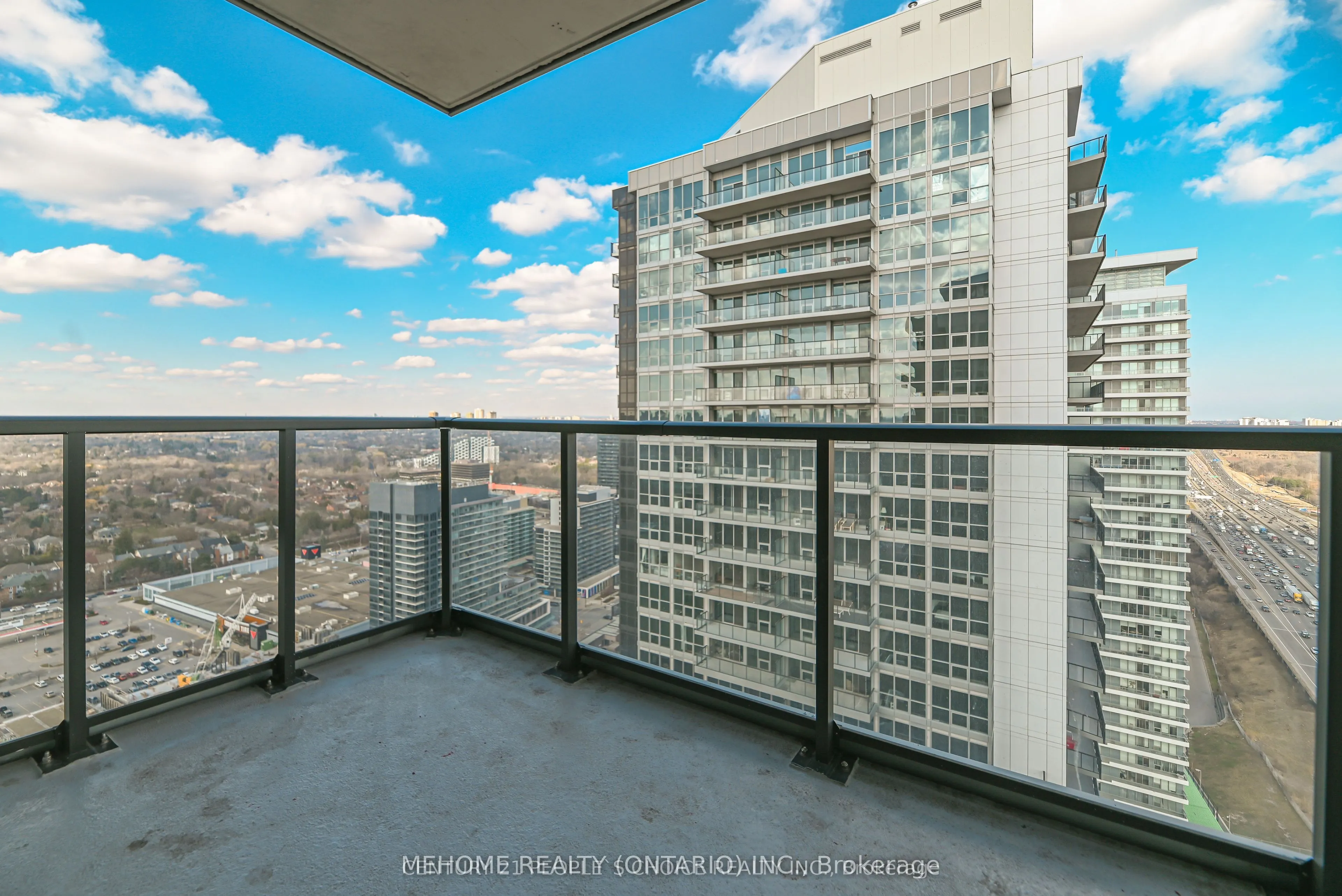 85 McMahon Drive, #3509