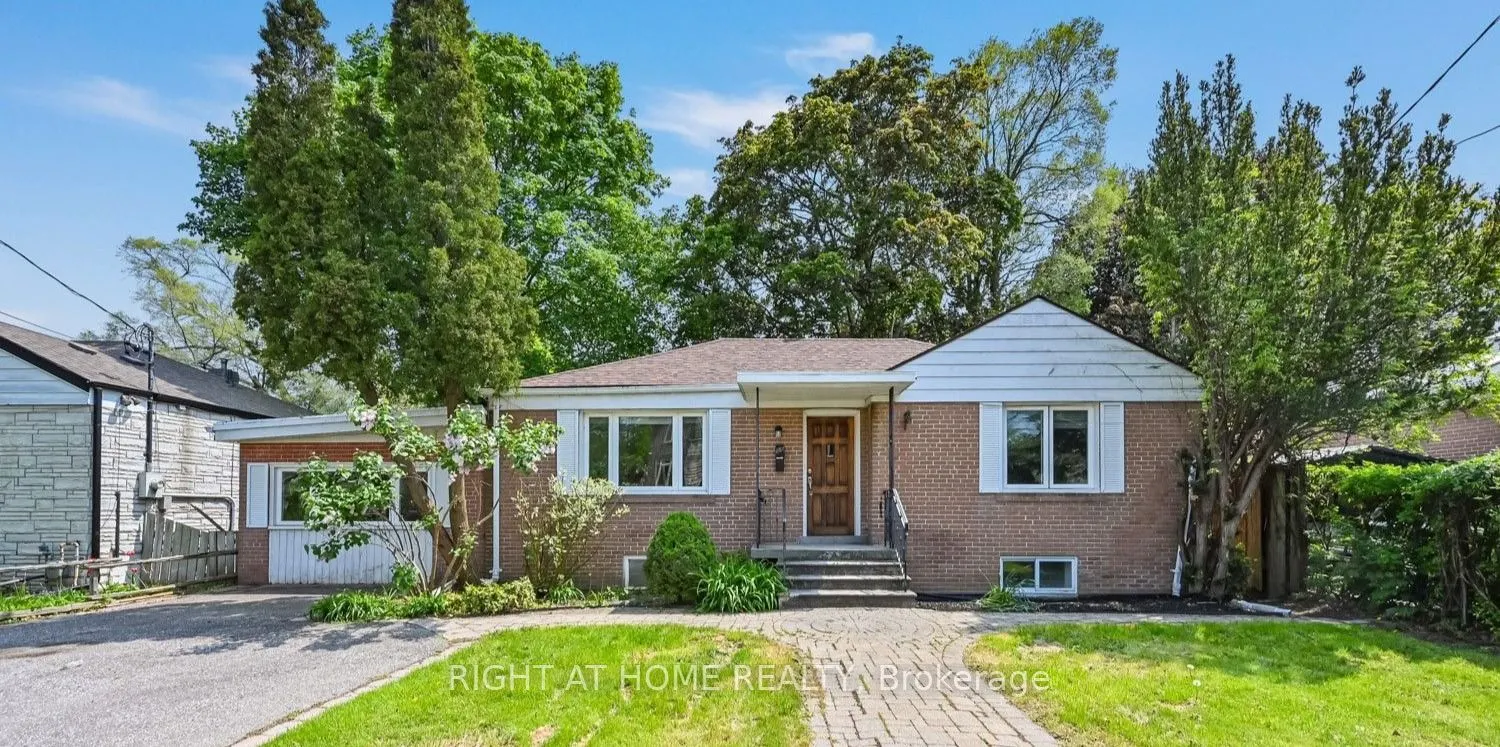 55 Verwood Avenue, #Lower
