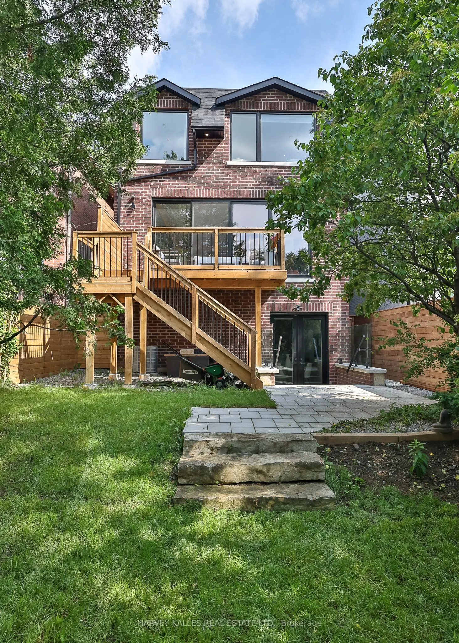 105 Donlea Drive