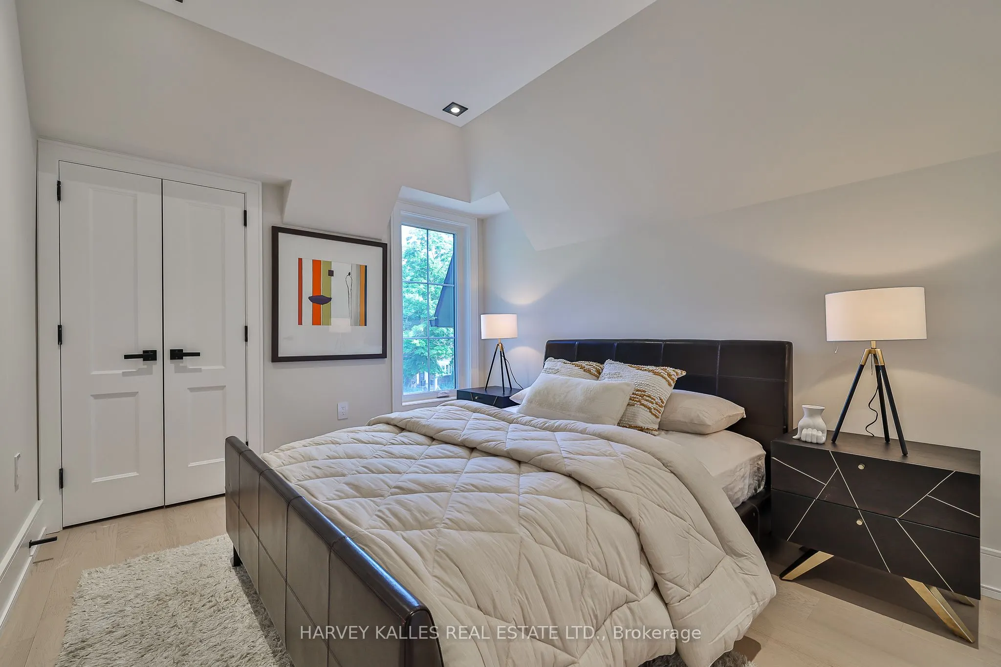 105 Donlea Drive