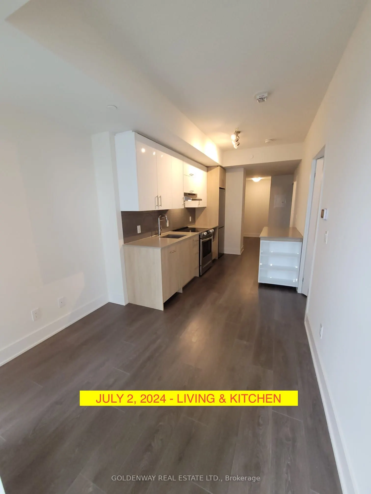 188 Fairview Mall Drive, #901