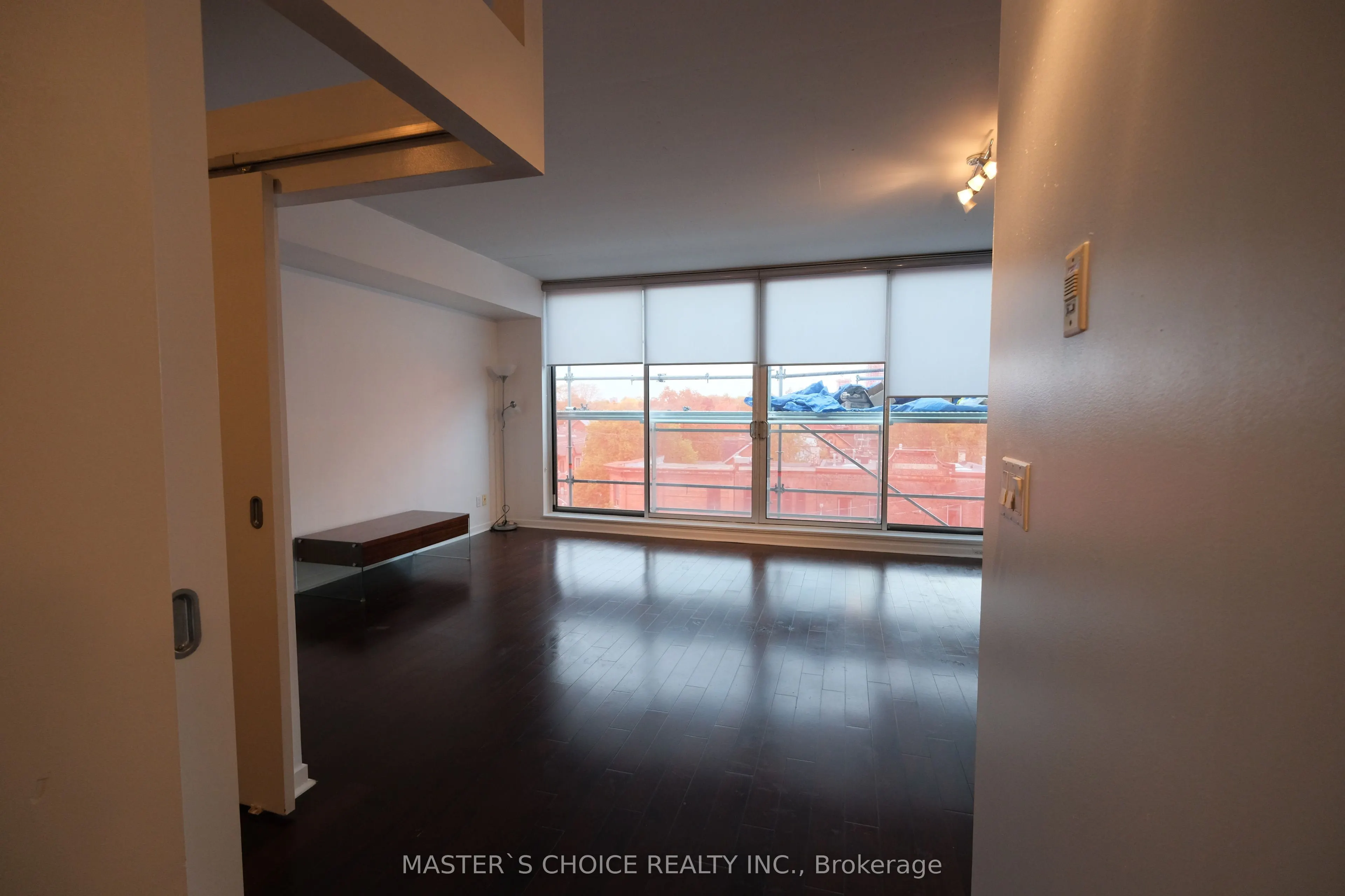 301 Markham Street, #506