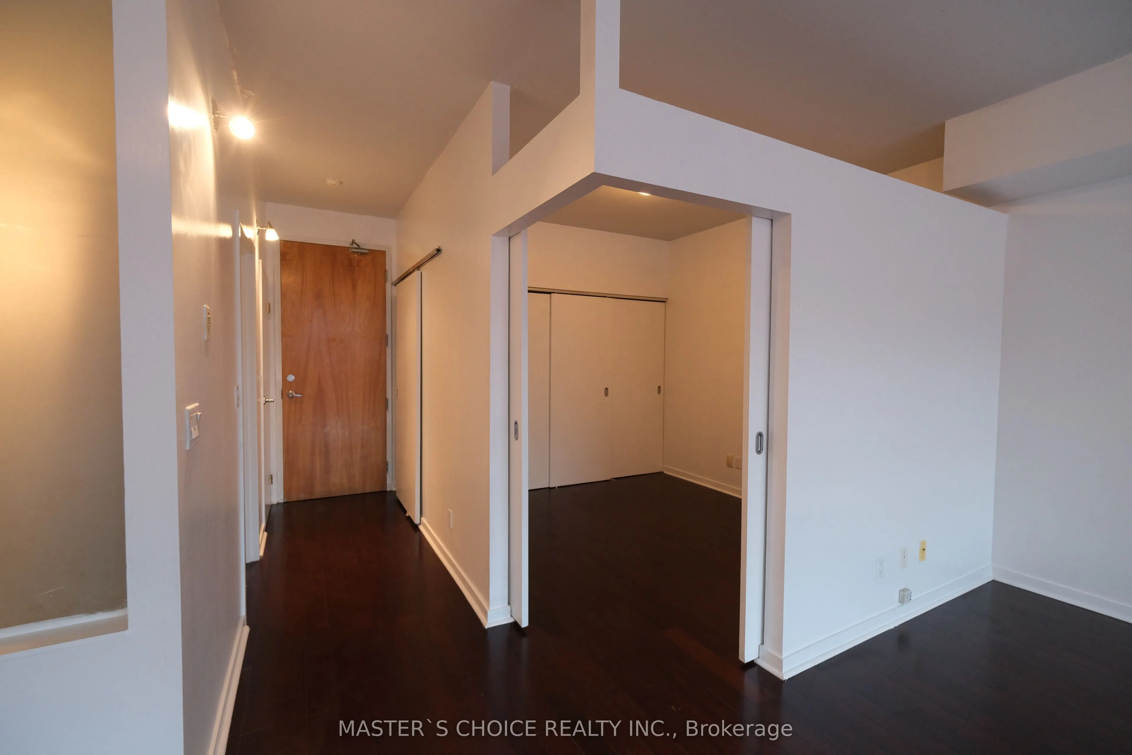 301 Markham Street, #506
