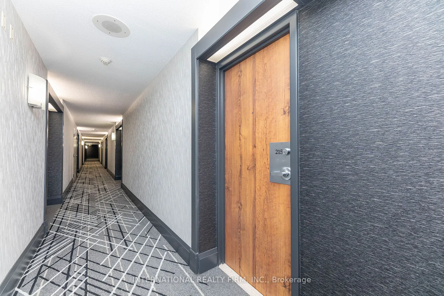 705 King Street W, #215